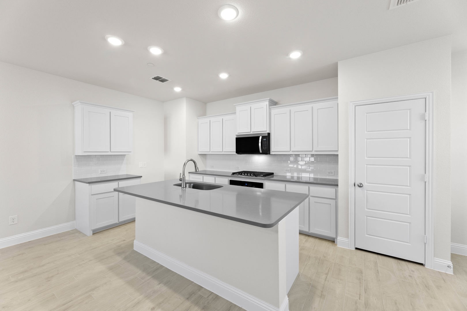 1963 Gentle Oak Trail Corinth TX 76210