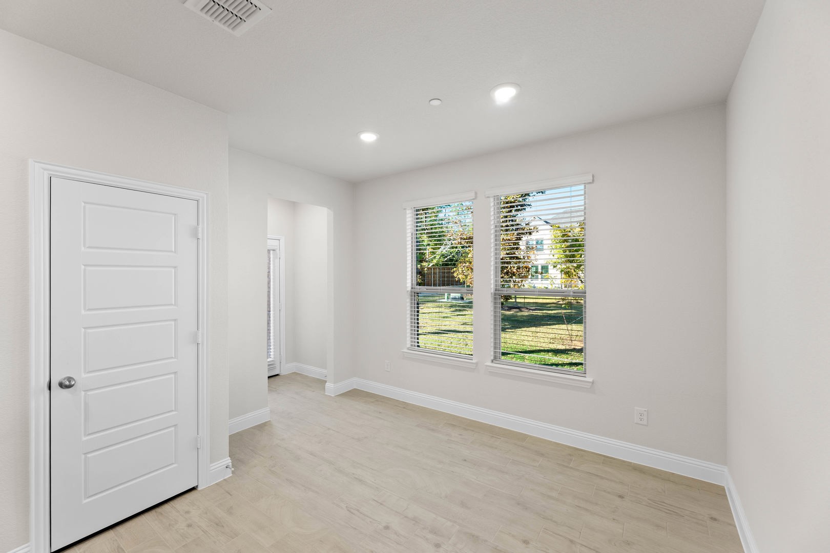 1963 Gentle Oak Trail Corinth TX 76210