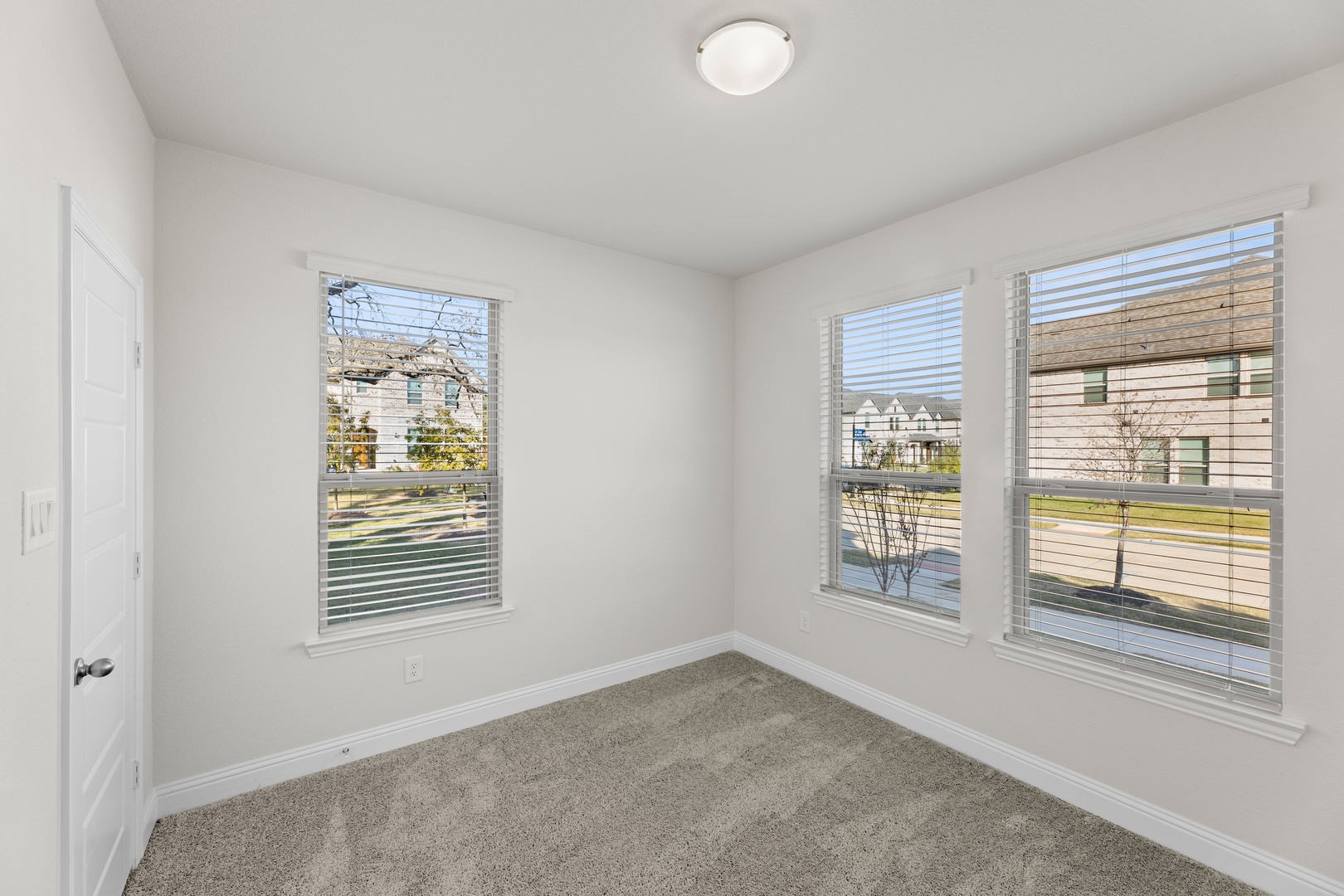 1963 Gentle Oak Trail Corinth TX 76210