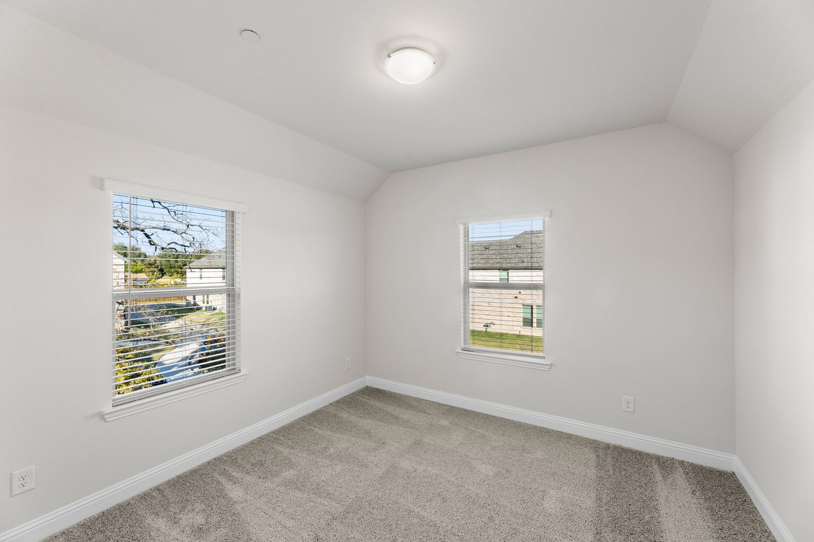 1963 Gentle Oak Trail Corinth TX 76210