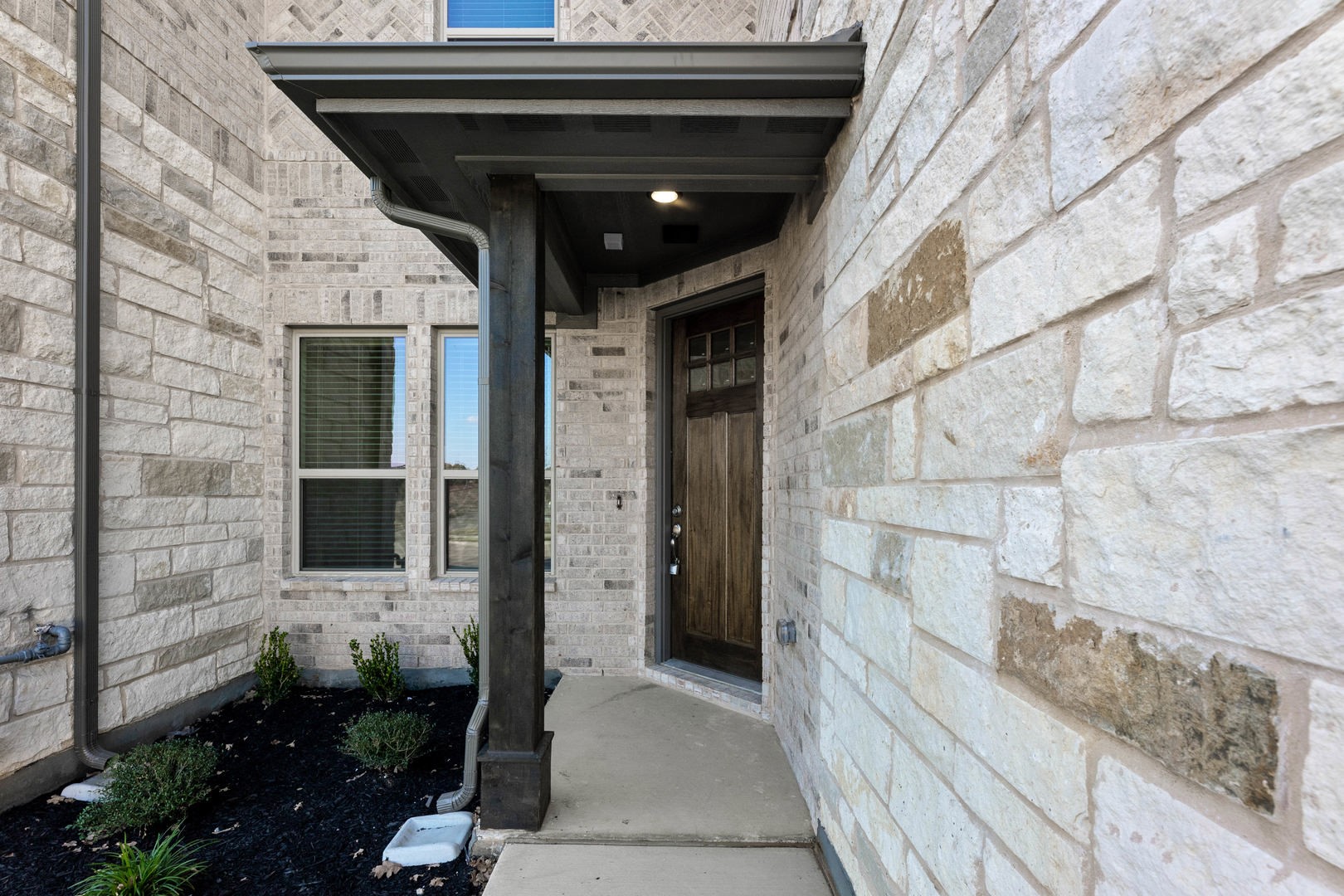 1963 Gentle Oak Trail Corinth TX 76210