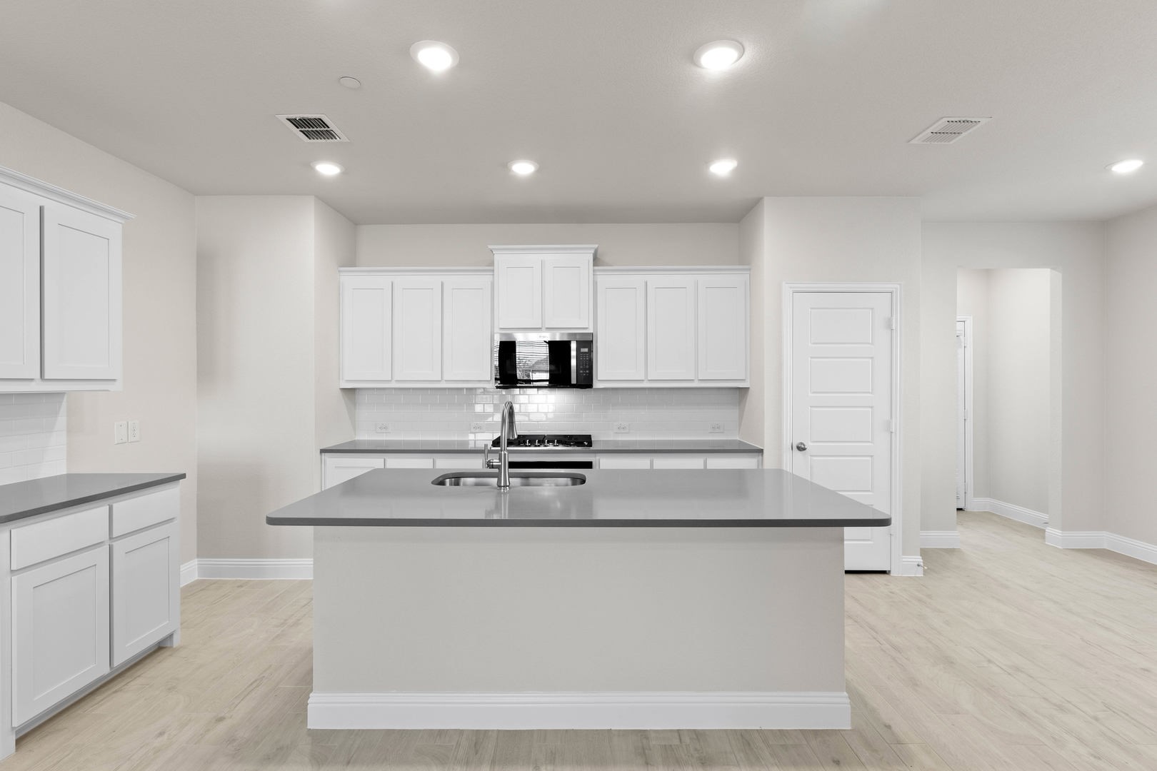 1963 Gentle Oak Trail Corinth TX 76210