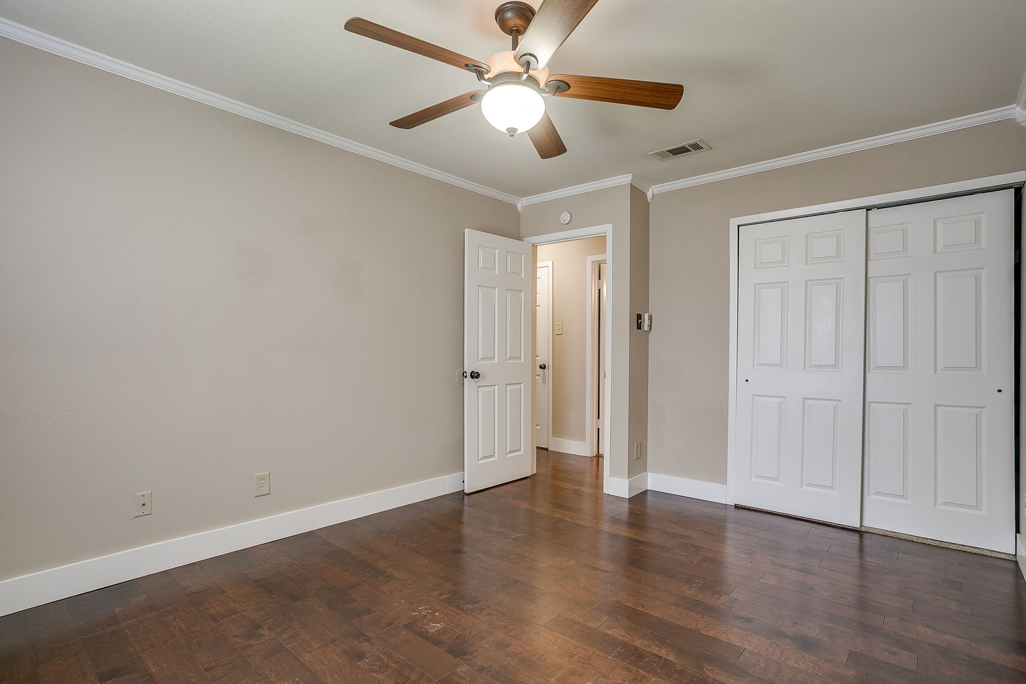 5638 Cedar Creek Drive Benbrook TX 76109
