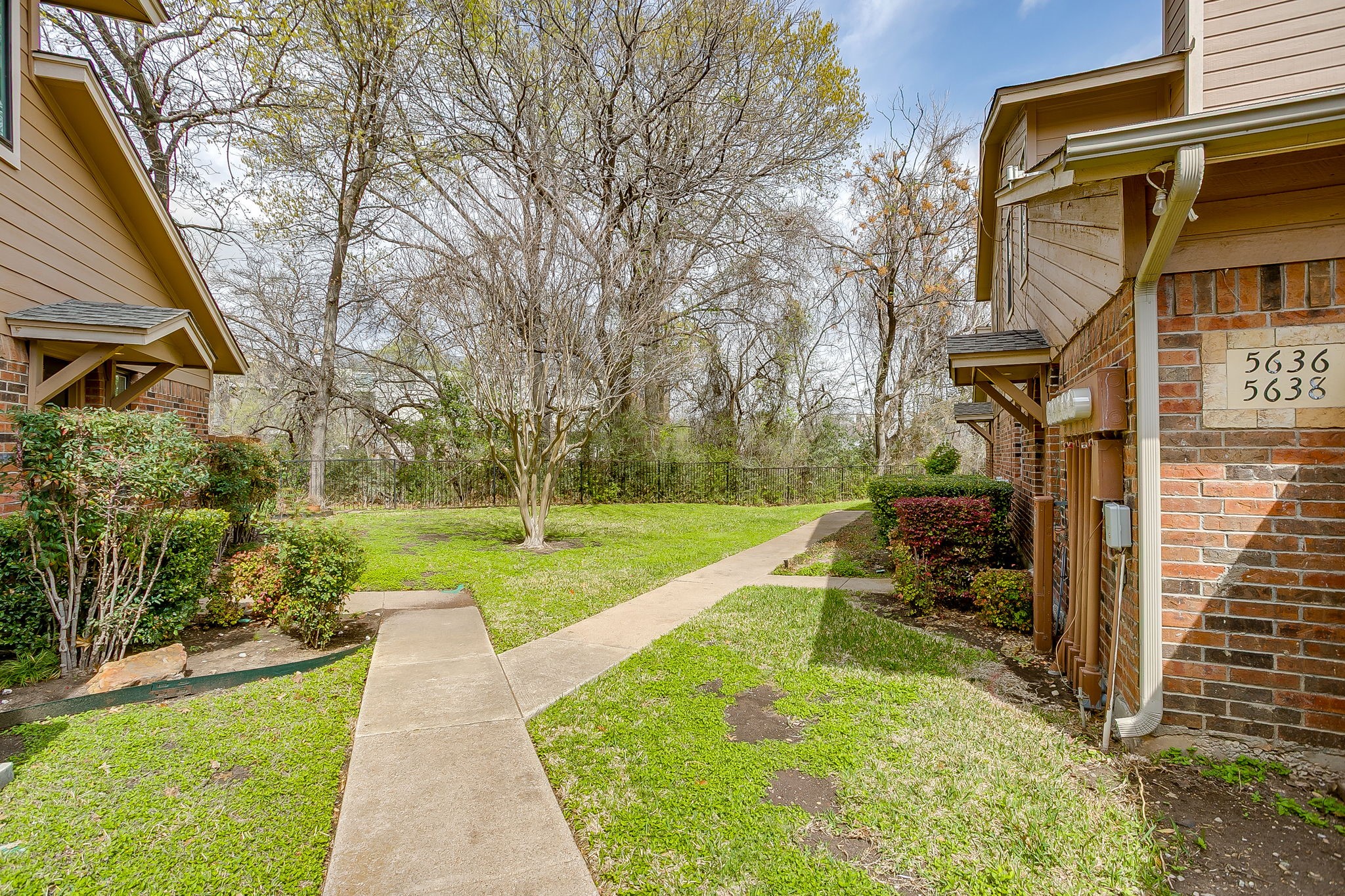 5638 Cedar Creek Drive Benbrook TX 76109