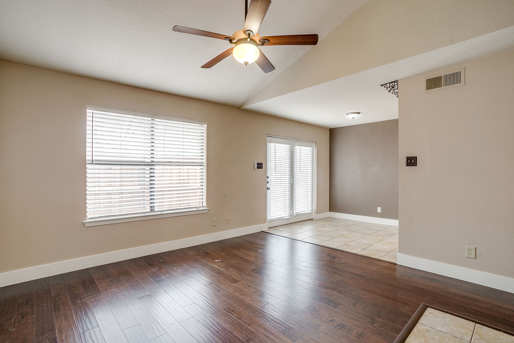 5638 Cedar Creek Drive Benbrook TX 76109