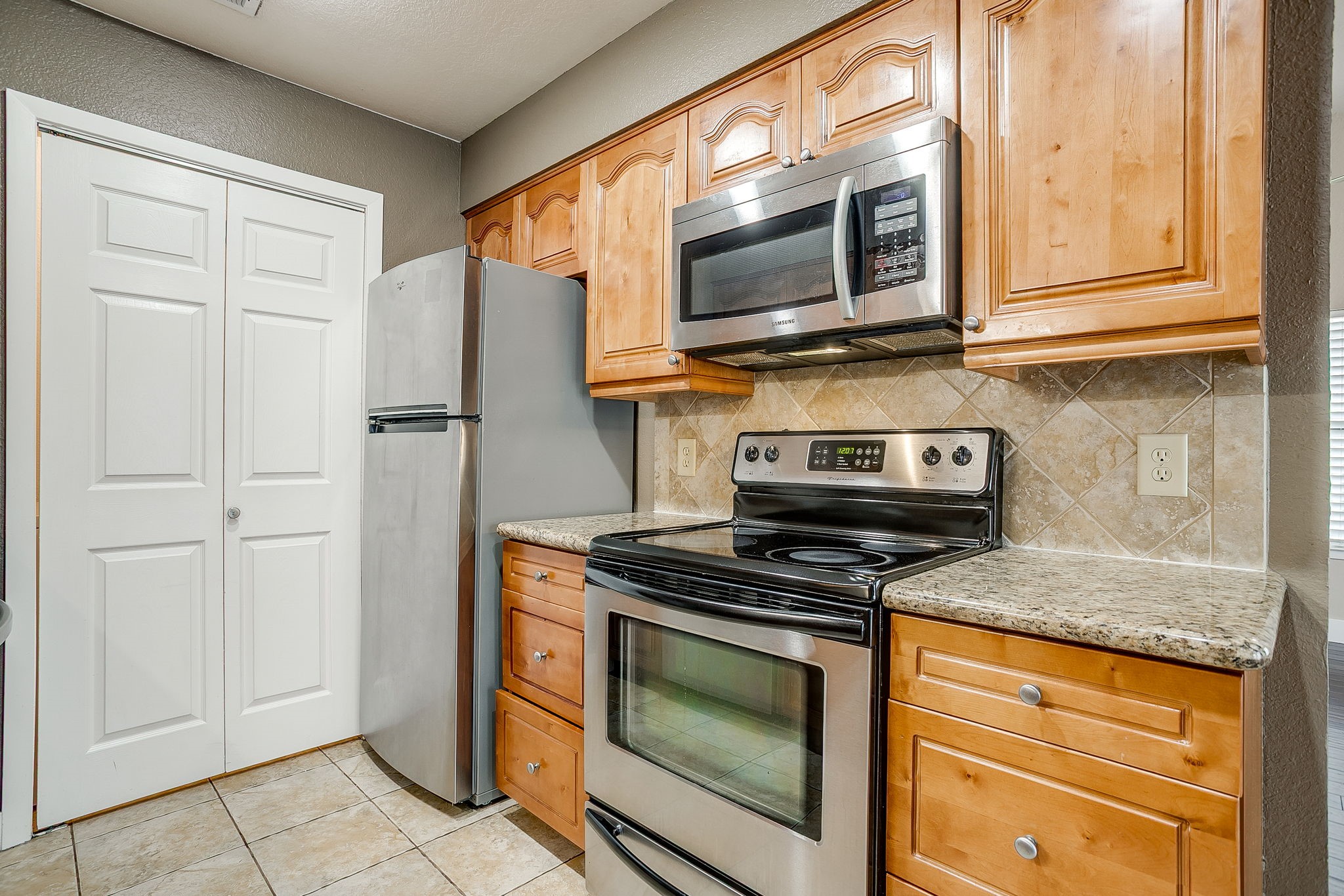 5638 Cedar Creek Drive Benbrook TX 76109