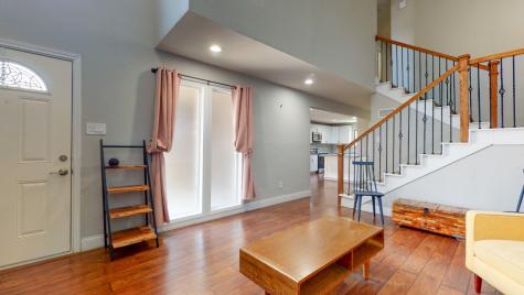 207 E Harwood Road Euless TX 76039