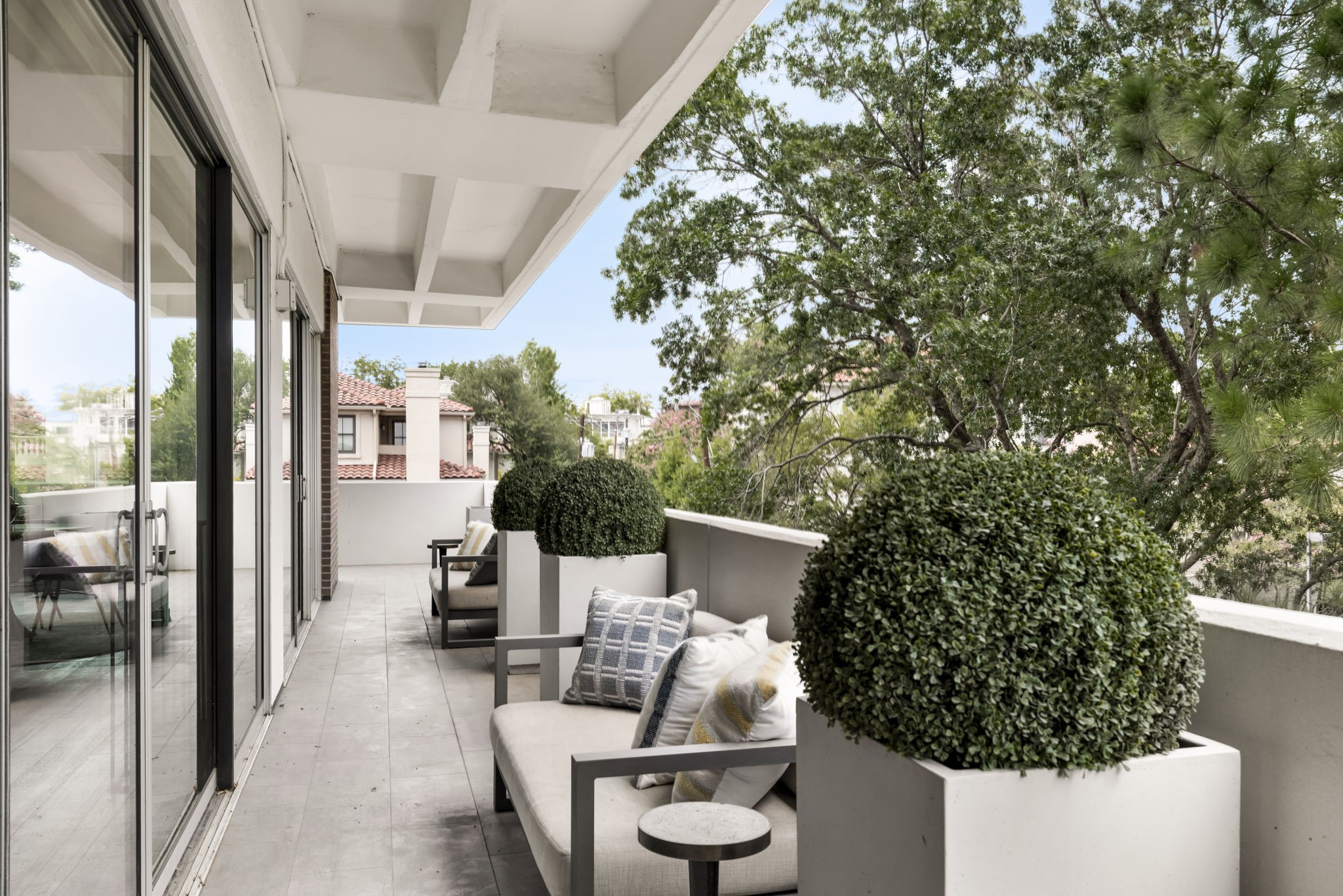 3601 Turtle Creek Boulevard, Unit 301Dallas, TX 75219Sale Price: photo 7