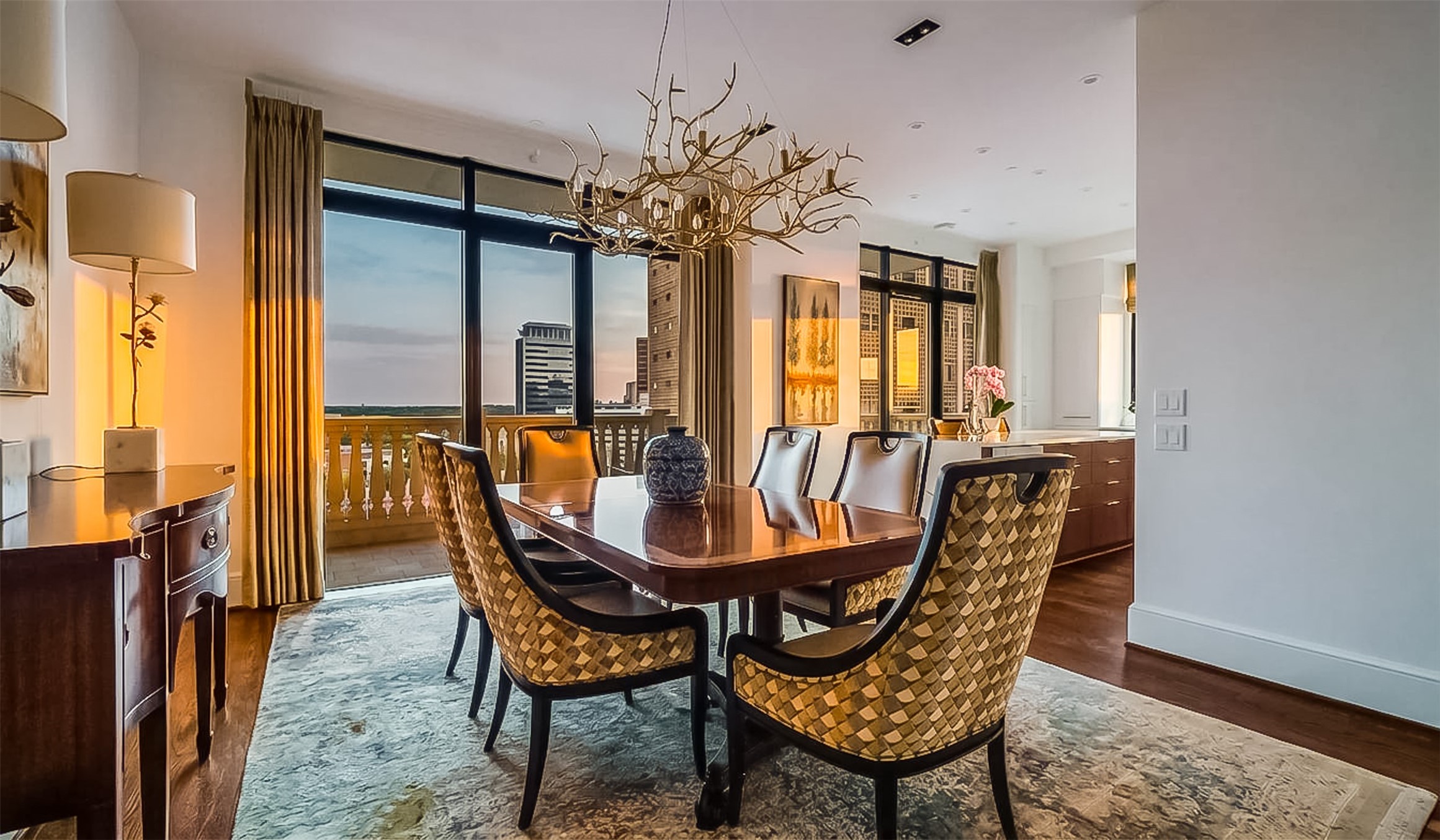 3505 Turtle Creek Boulevard Dallas TX 75219