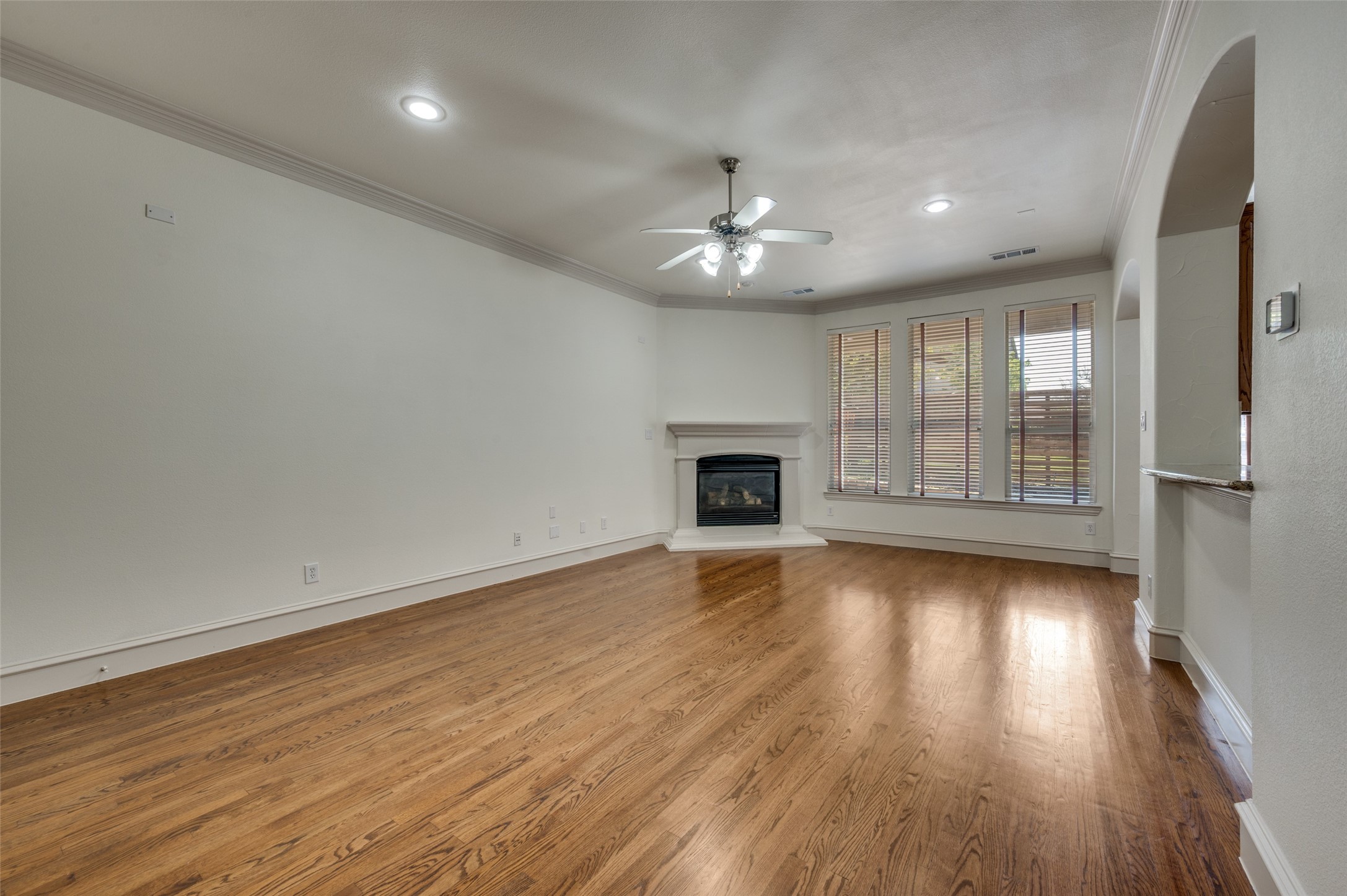 4452 Saint Andrews Boulevard Irving TX 75038