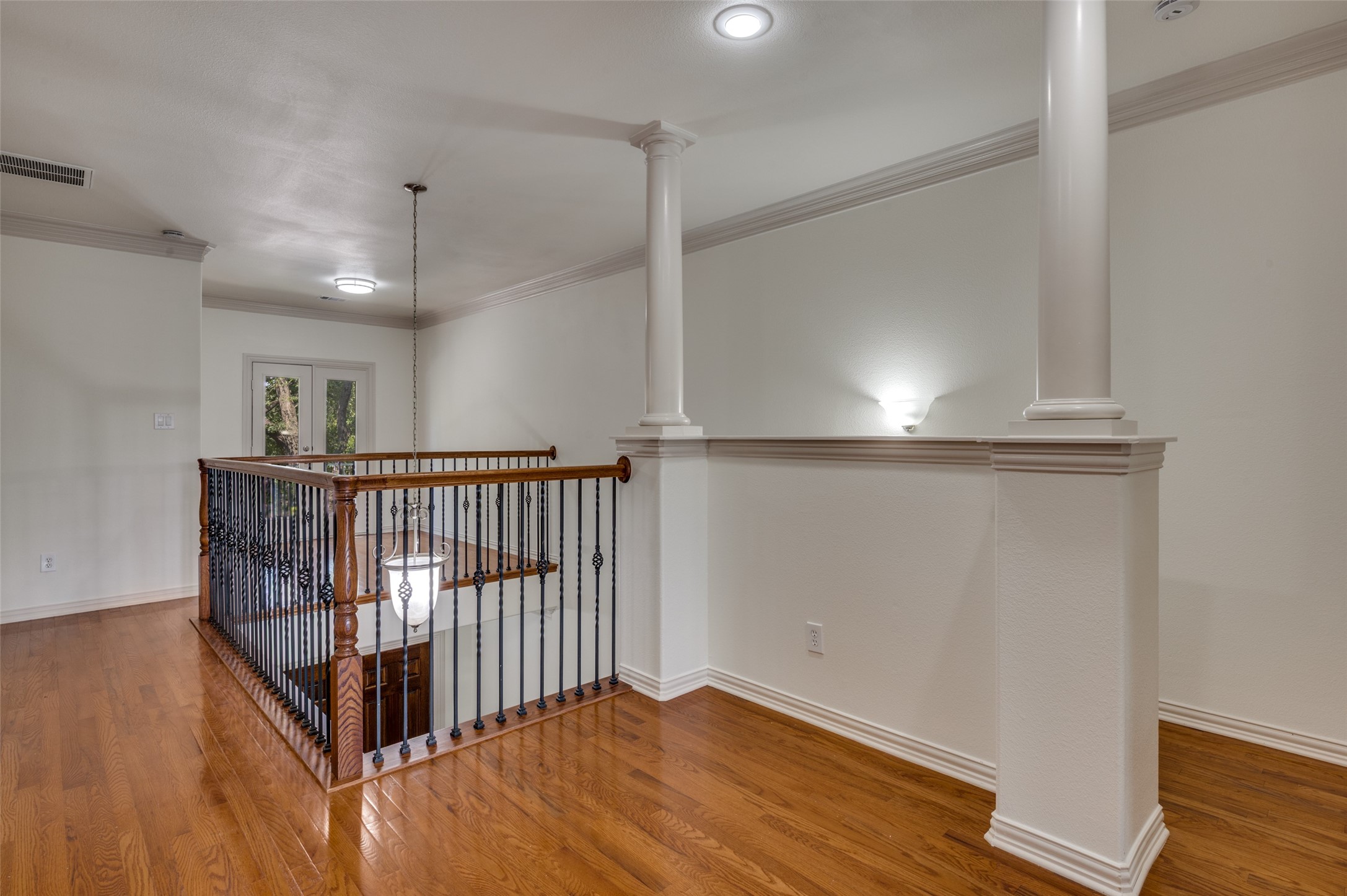 4452 Saint Andrews Boulevard Irving TX 75038