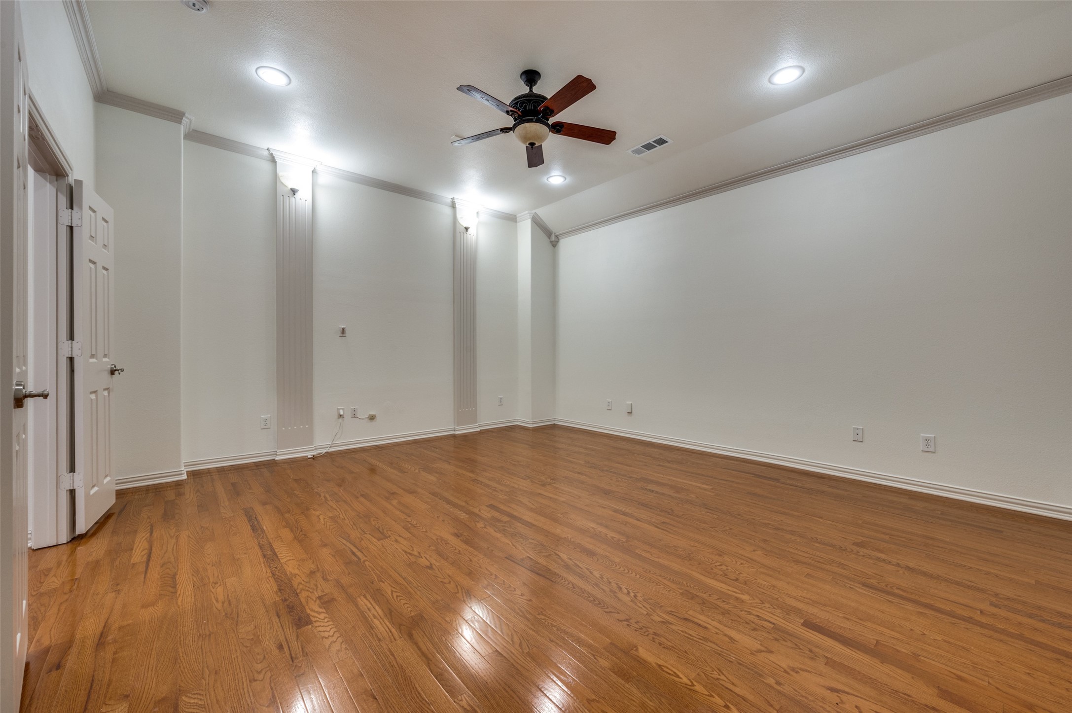 4452 Saint Andrews Boulevard Irving TX 75038