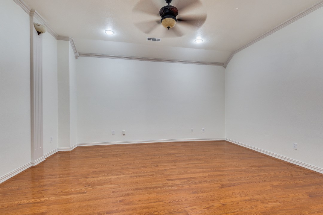 4452 Saint Andrews Boulevard Irving TX 75038