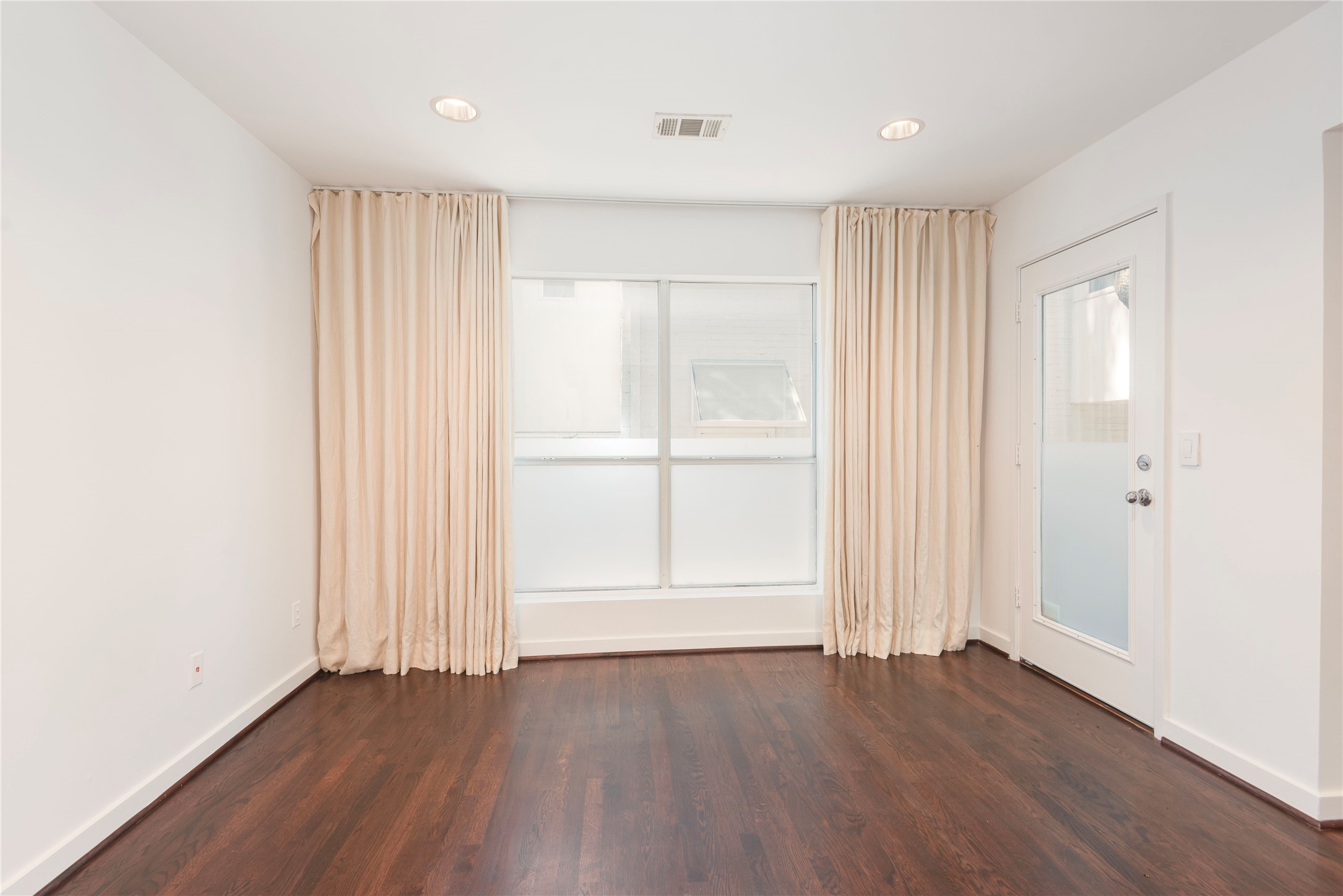 4122 Travis Street Dallas TX 75204