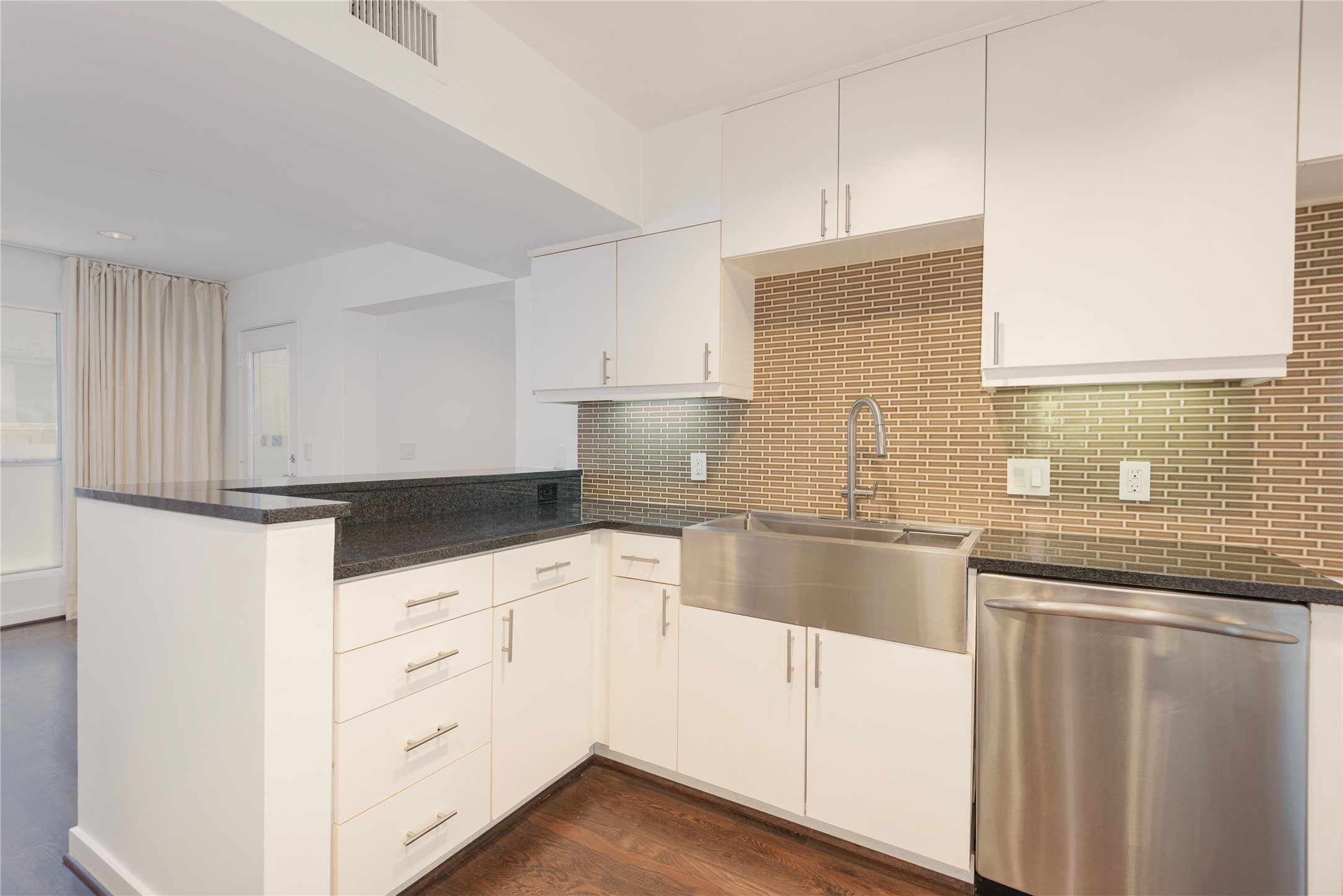 4122 Travis Street Dallas TX 75204