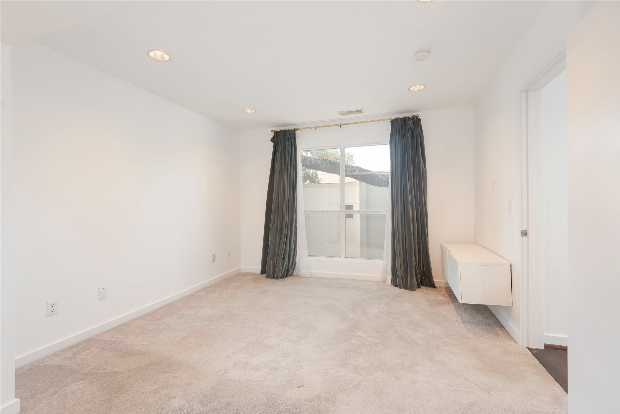 4122 Travis Street Dallas TX 75204
