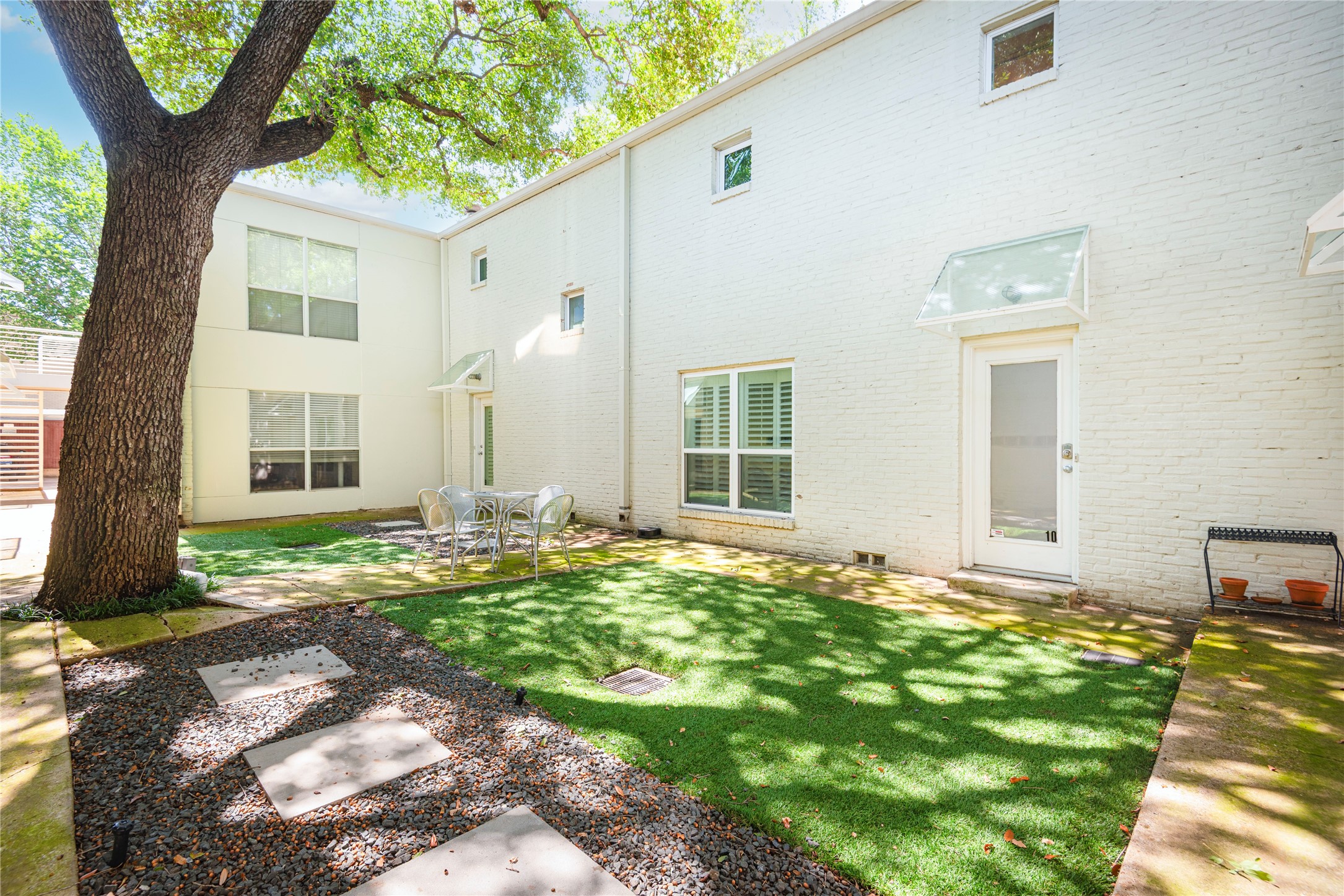 4122 Travis Street Dallas TX 75204