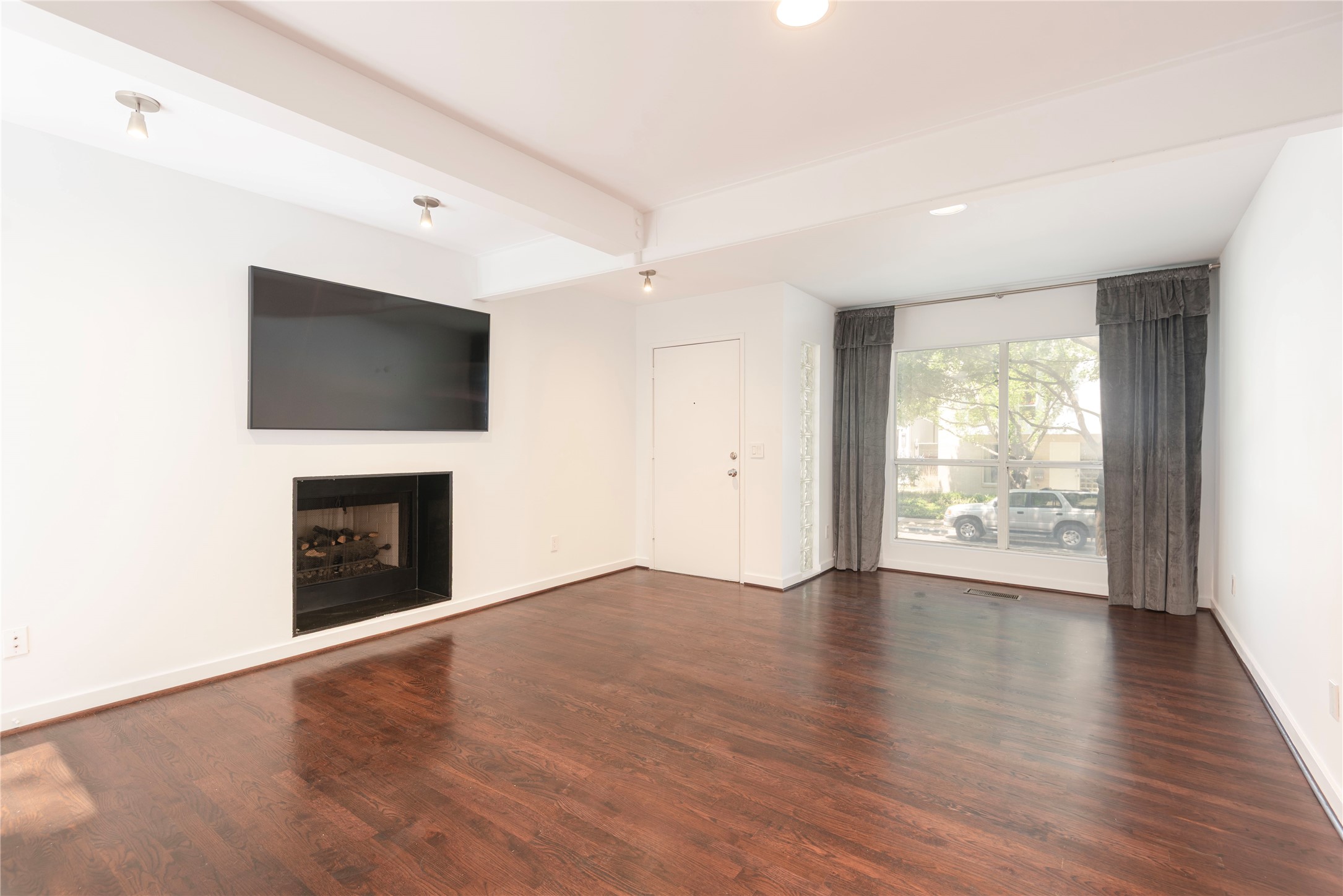 4122 Travis Street Dallas TX 75204