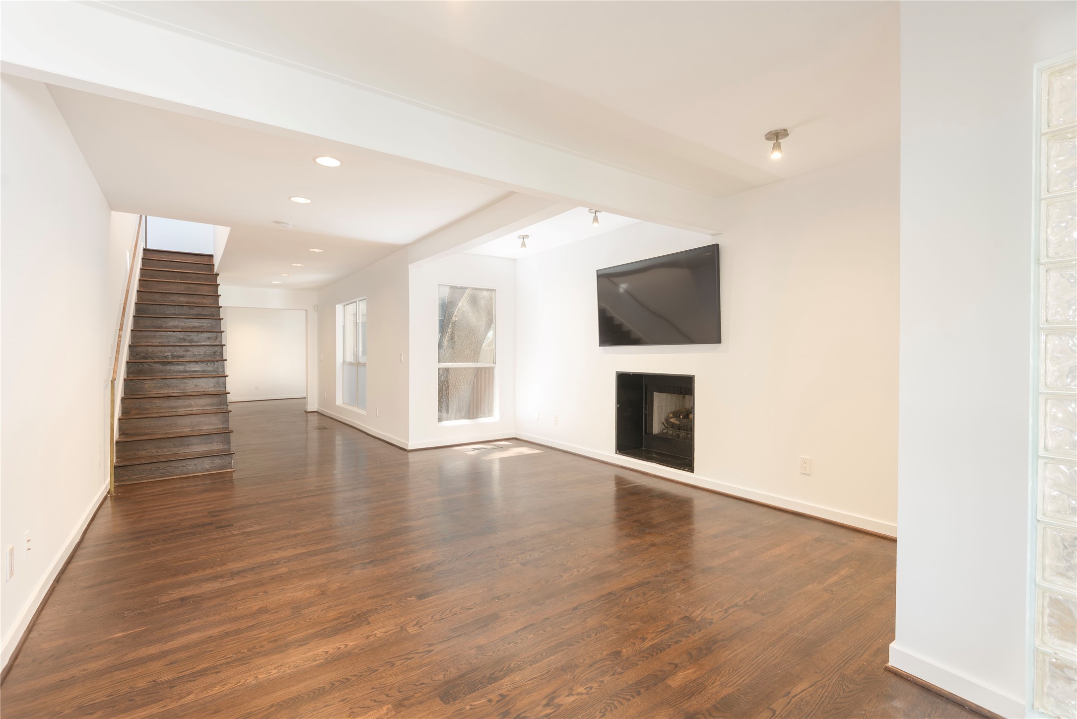 4122 Travis Street Dallas TX 75204
