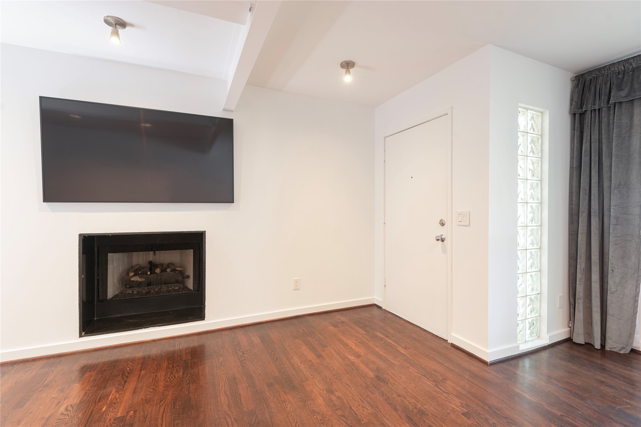 4122 Travis Street Dallas TX 75204