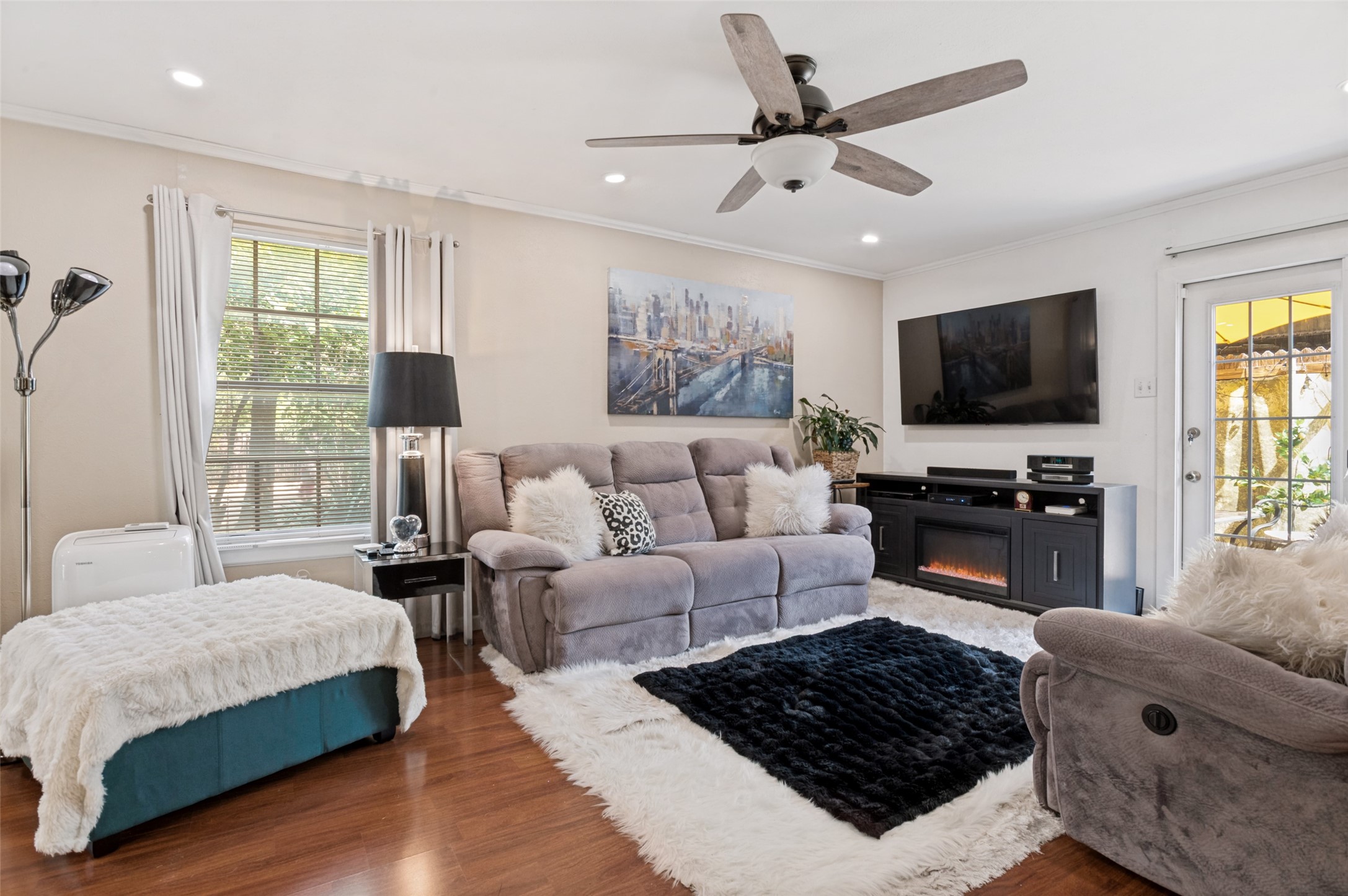 1813 E Grauwyler Road E Irving TX 75061