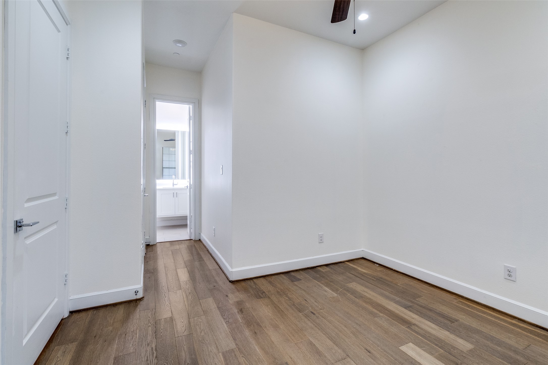 5015 Meridian Lane Addison TX 75001