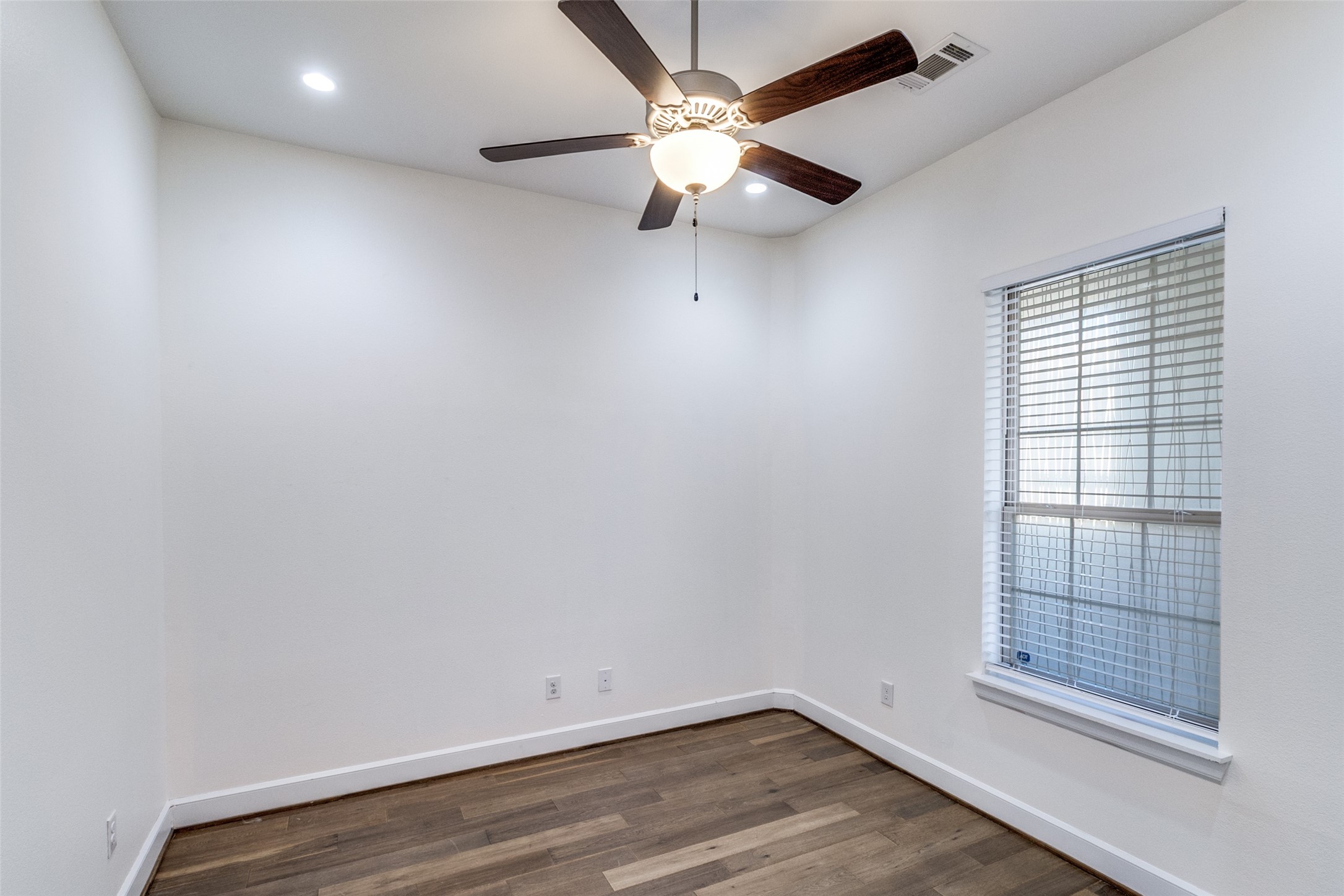 5015 Meridian Lane Addison TX 75001