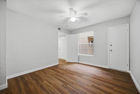 3022 Eastpark Drive Garland TX 75044