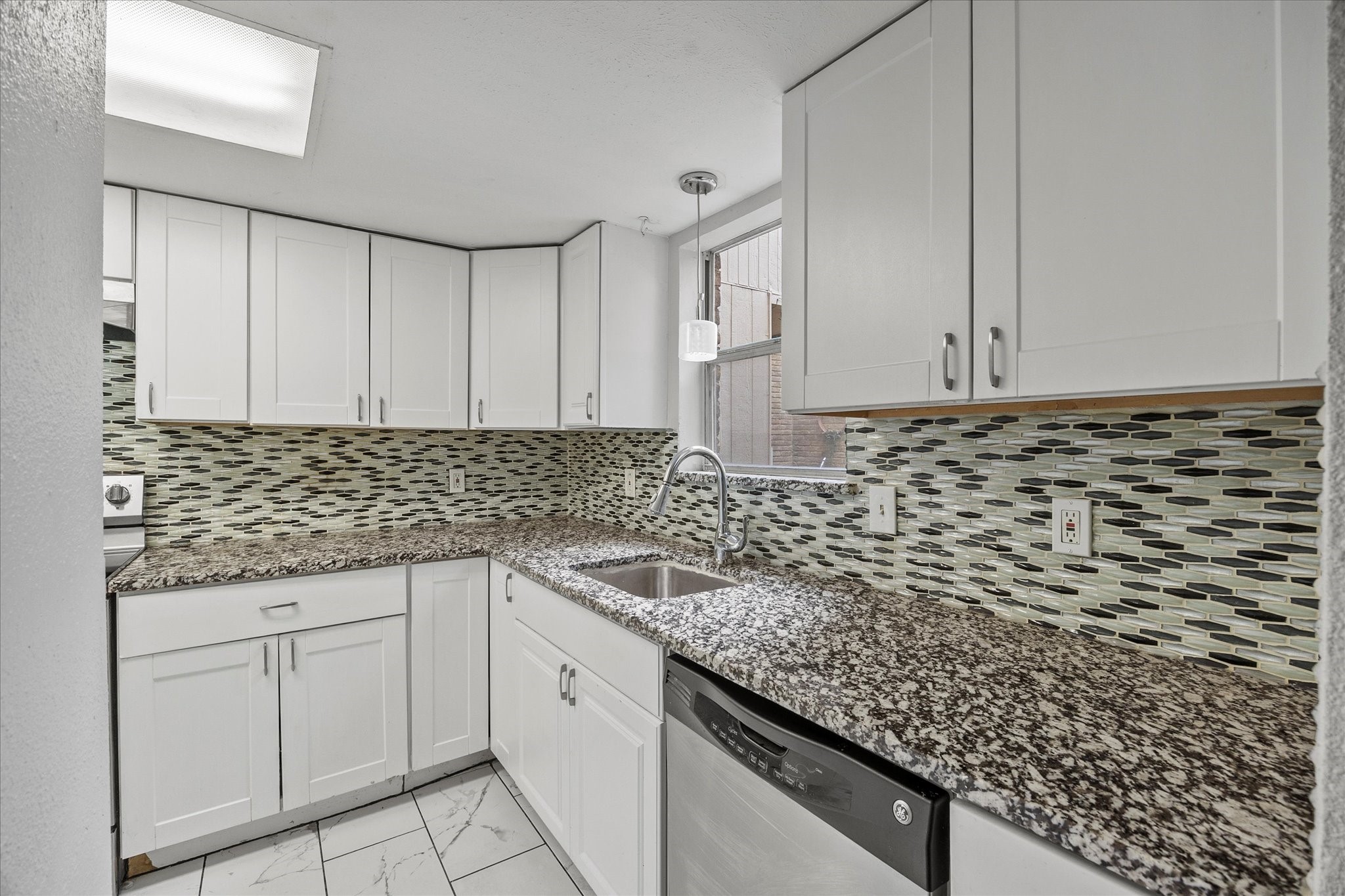 3022 Eastpark Drive Garland TX 75044