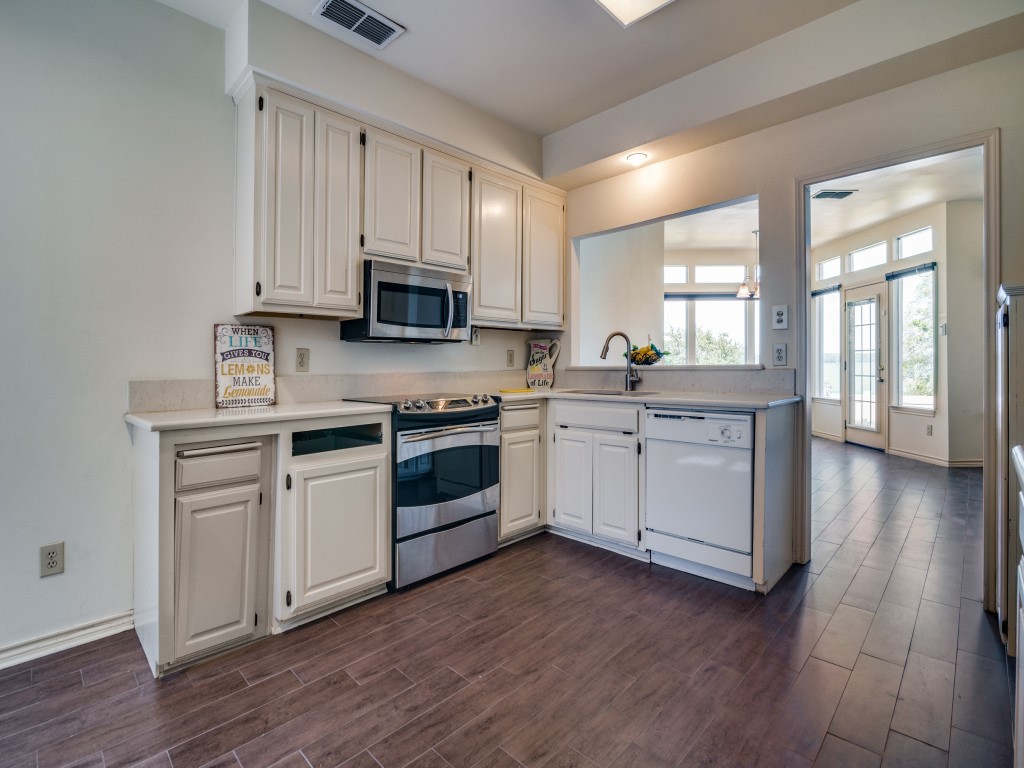 9959 Waterfront Trail Rowlett TX 75087