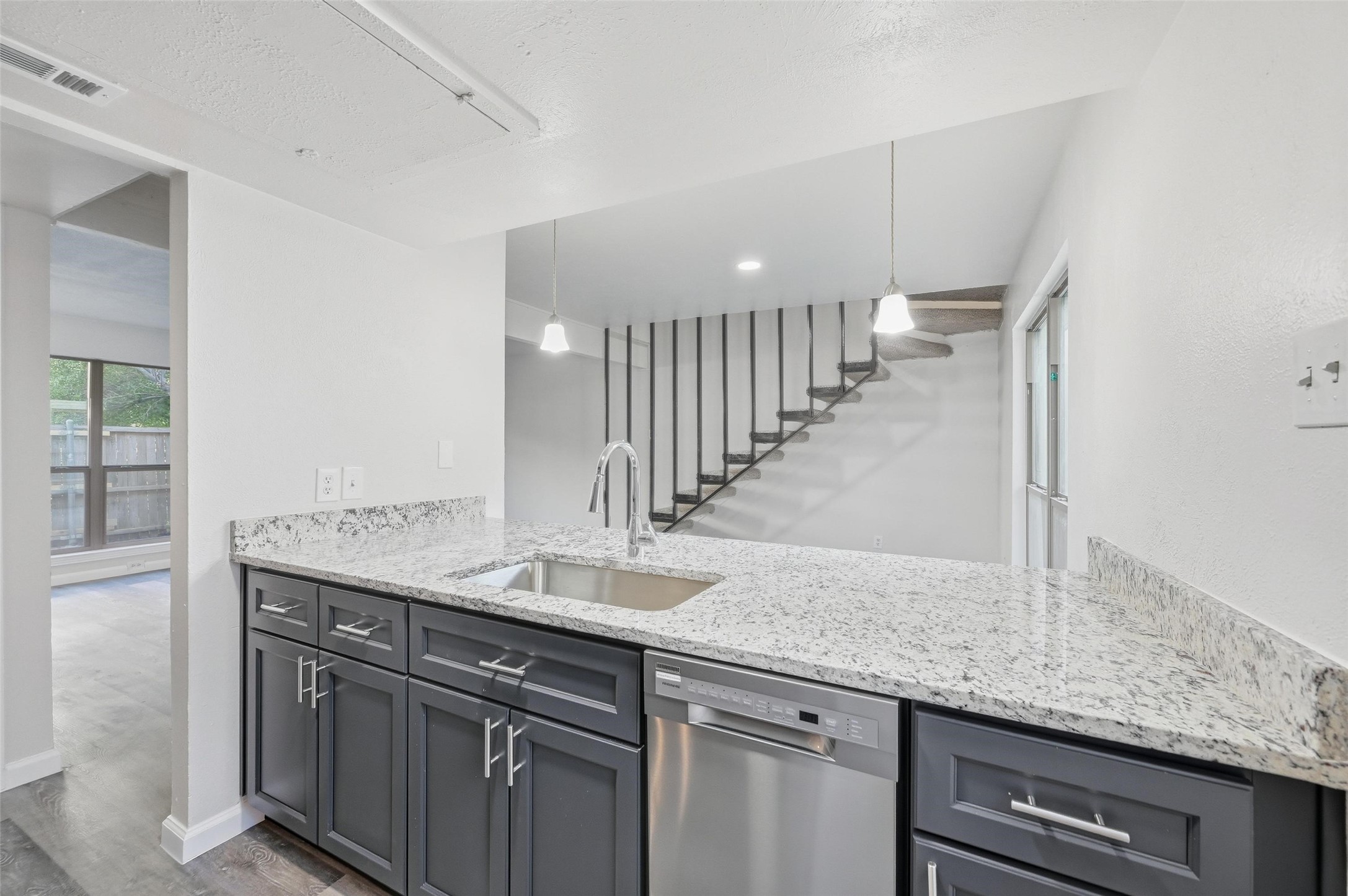 2702 Douglas Avenue Dallas TX 75219