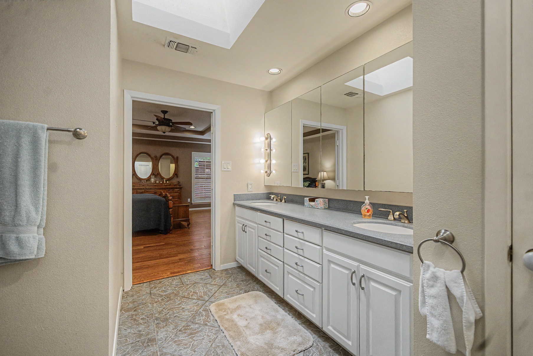 6609 Waterwood Circle Benbrook TX 76132
