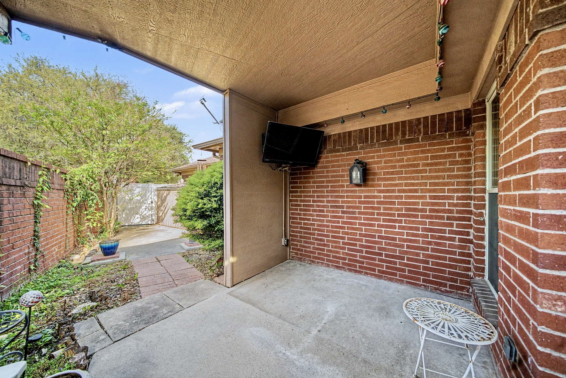 6609 Waterwood Circle Benbrook TX 76132