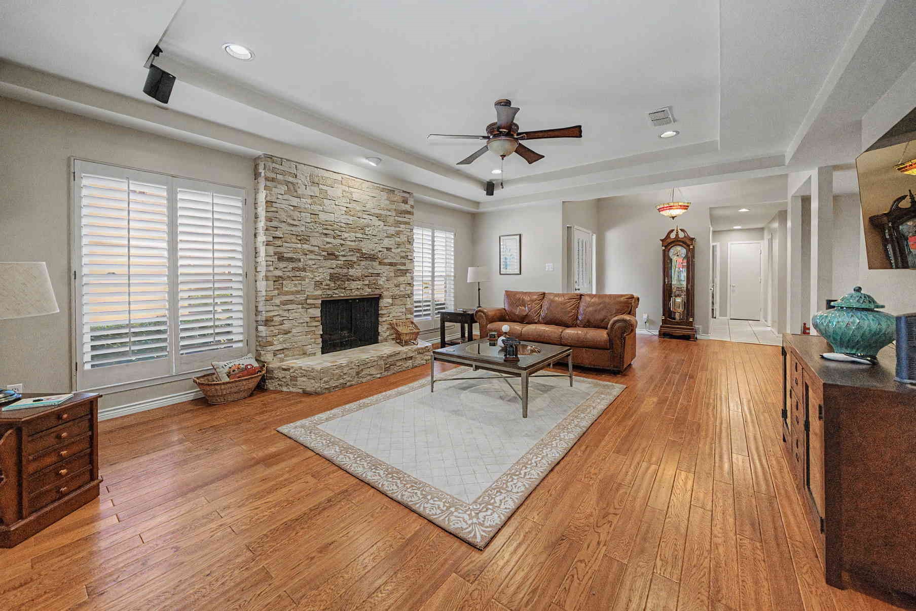6609 Waterwood Circle Benbrook TX 76132