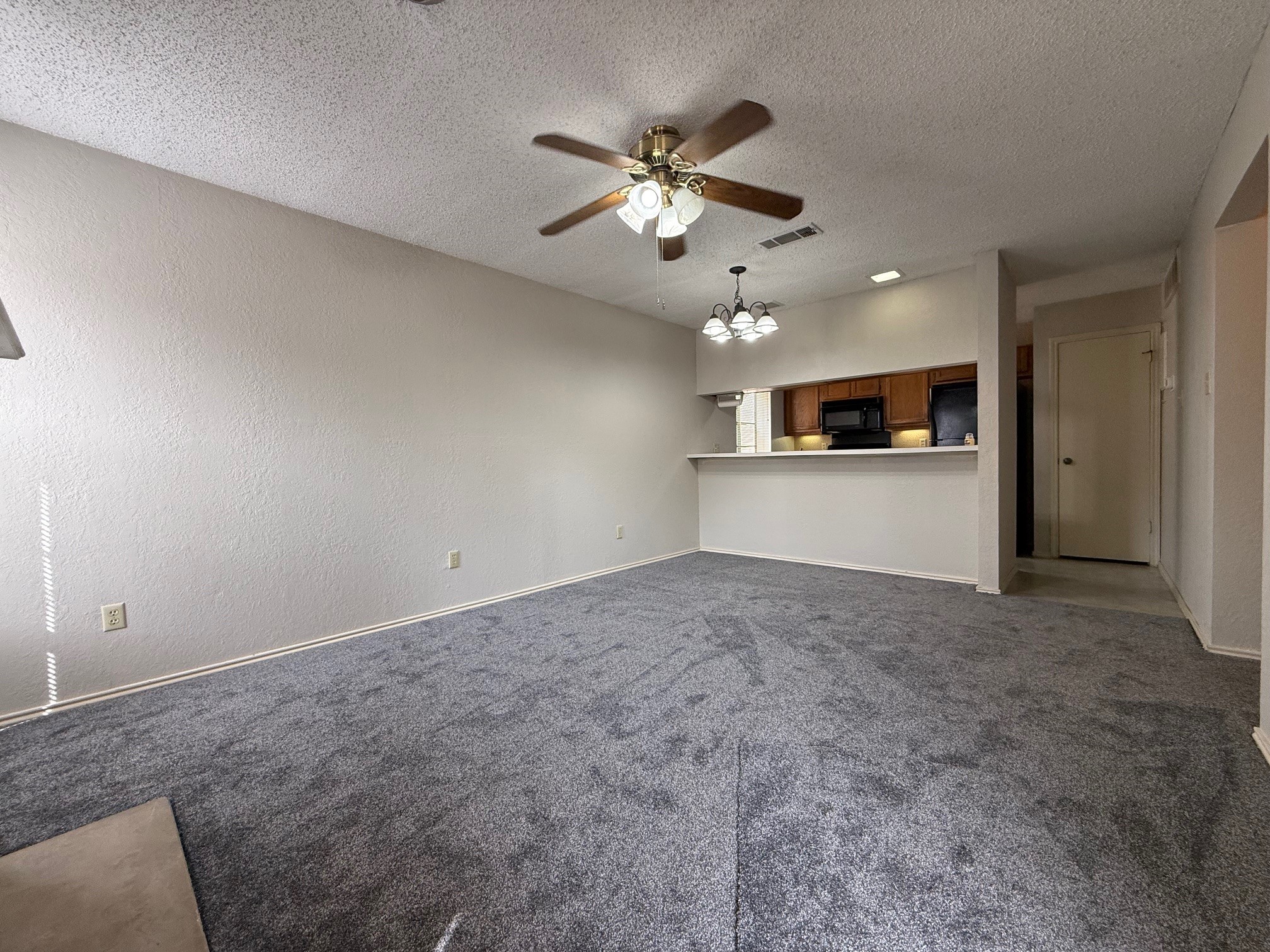 1723 Crest Grove Drive Arlington TX 76012
