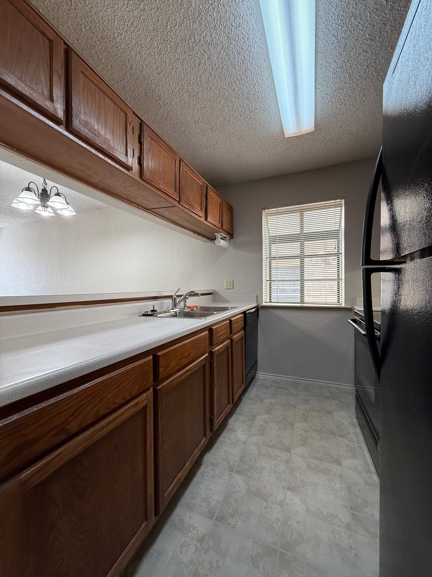 1723 Crest Grove Drive Arlington TX 76012