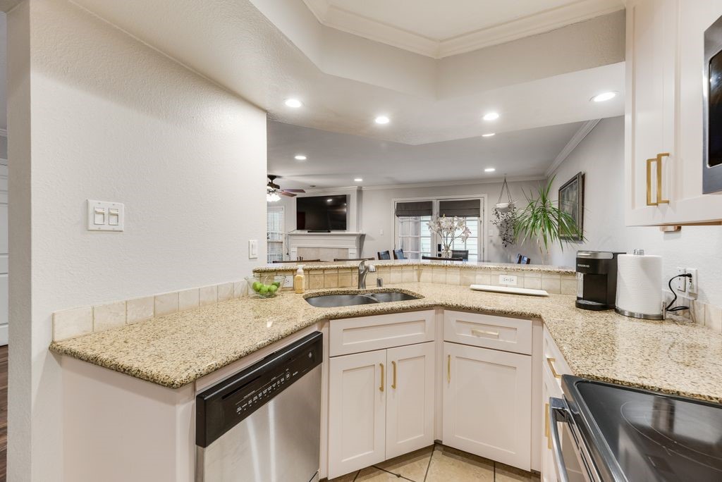 9412 Timberleaf Drive Dallas TX 75243