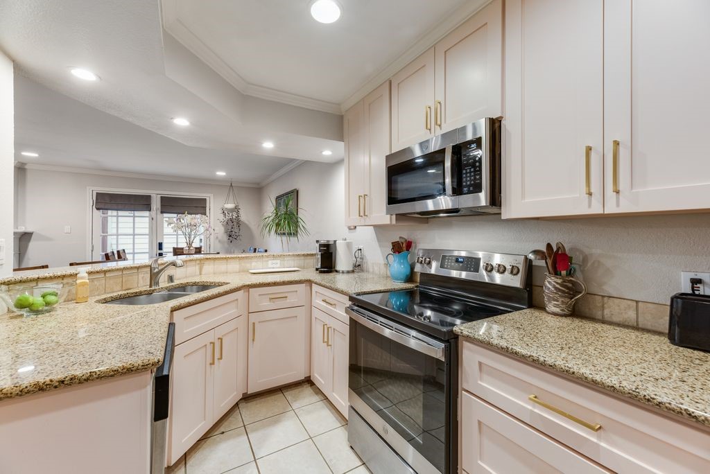 9412 Timberleaf Drive Dallas TX 75243