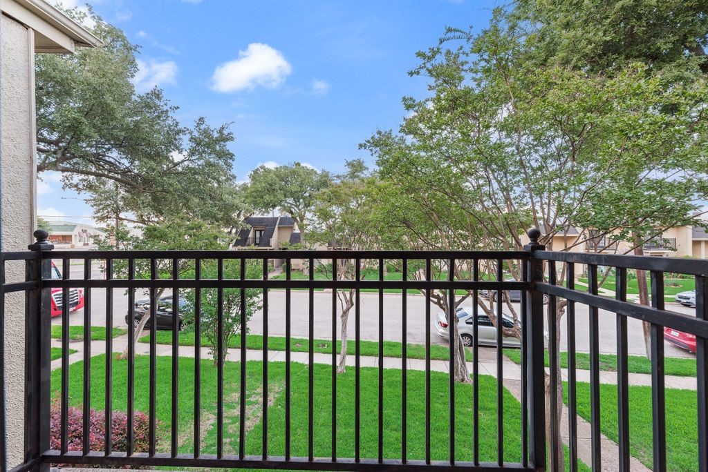 9412 Timberleaf Drive Dallas TX 75243