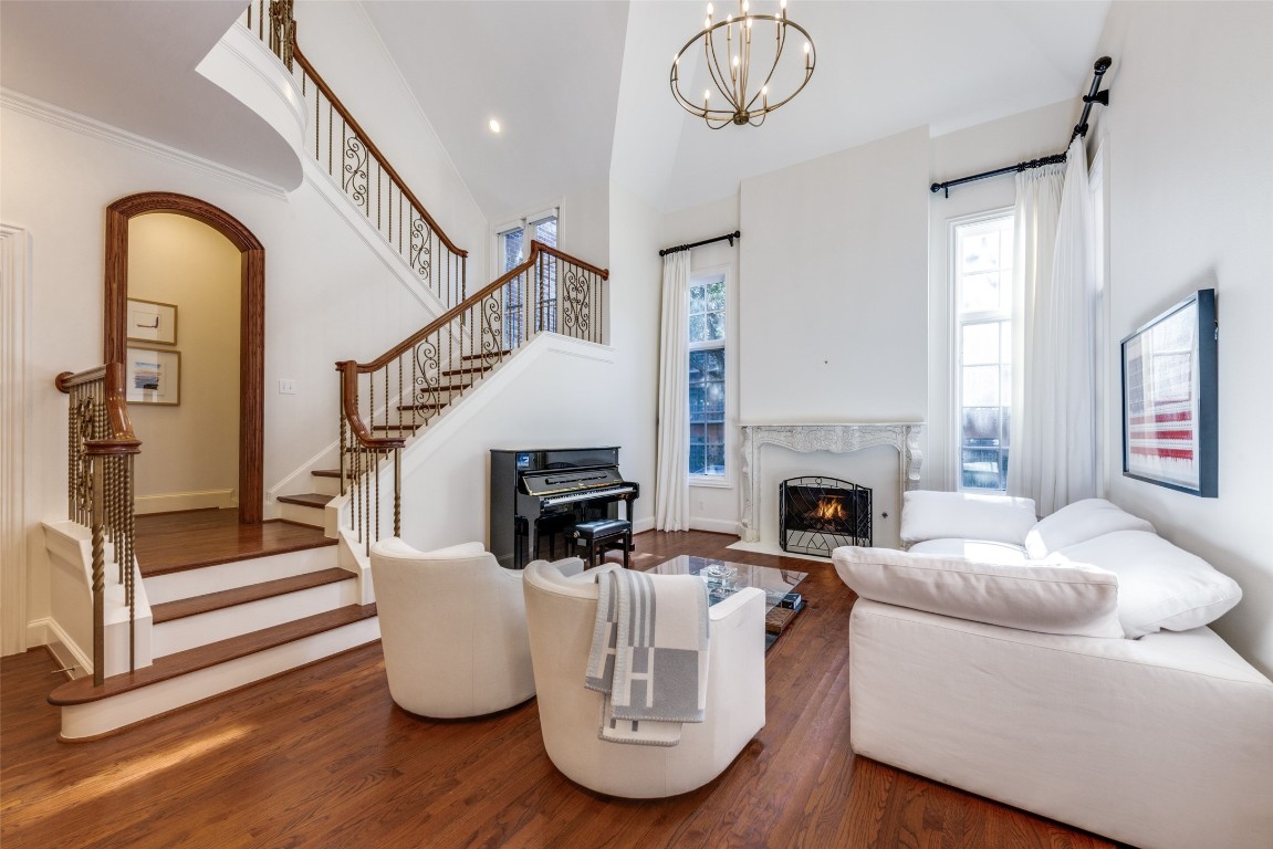 4612 Gilbert Avenue Dallas TX 75219