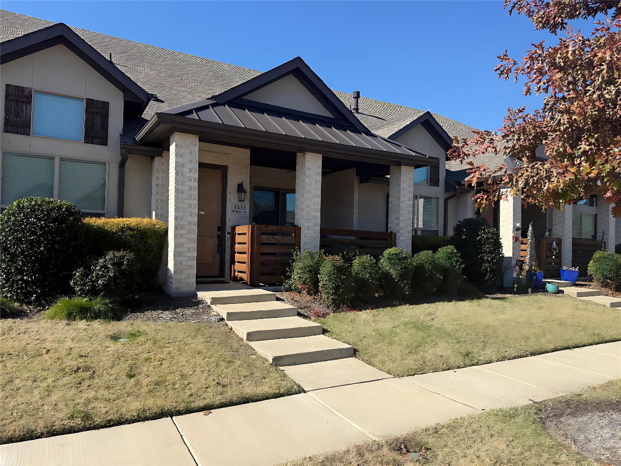 1633 Dewberry Lane Garland TX 75042