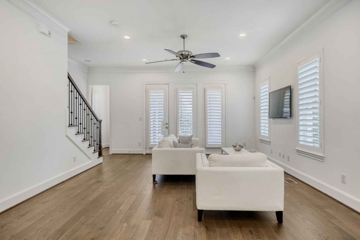 7333 Valley View Lane Dallas TX 75240