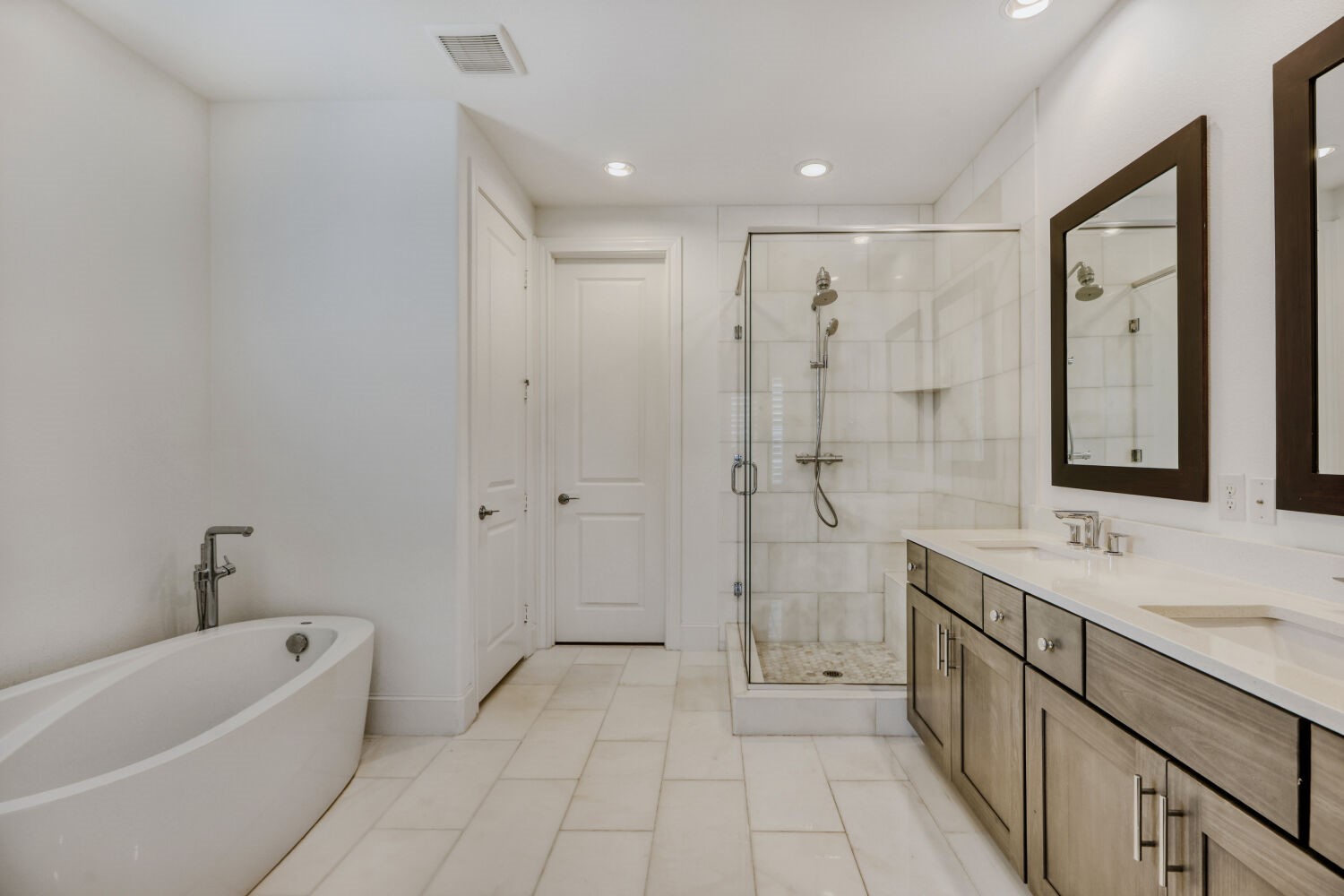 7333 Valley View Lane Dallas TX 75240