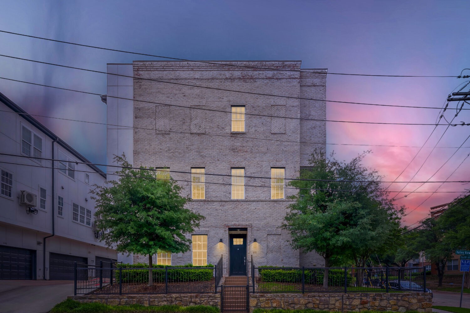 7333 Valley View Lane Dallas TX 75240
