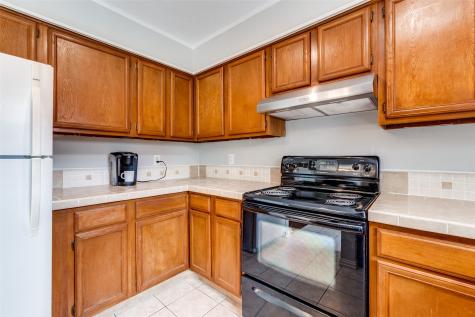 9910 Royal Lane Dallas TX 75231