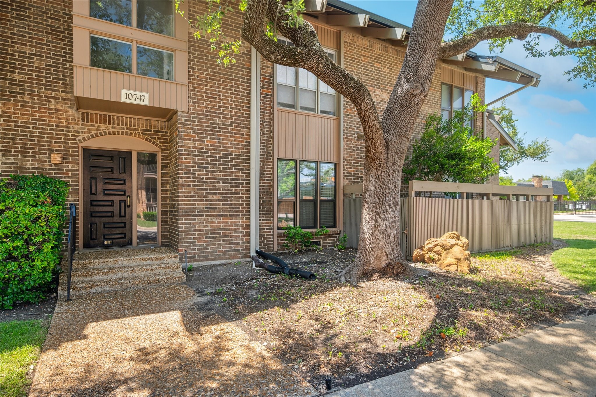 10747 Park Village Place Dallas TX 75230