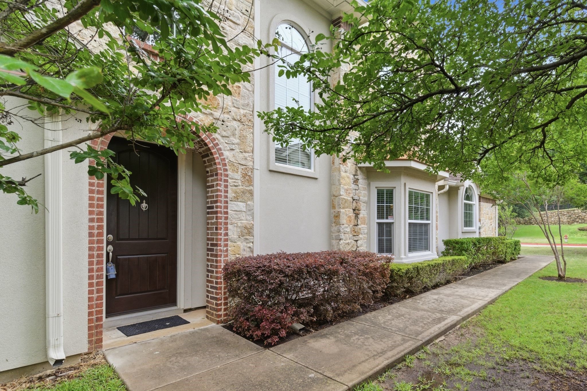2627 Eagle Drive Grapevine TX 76051
