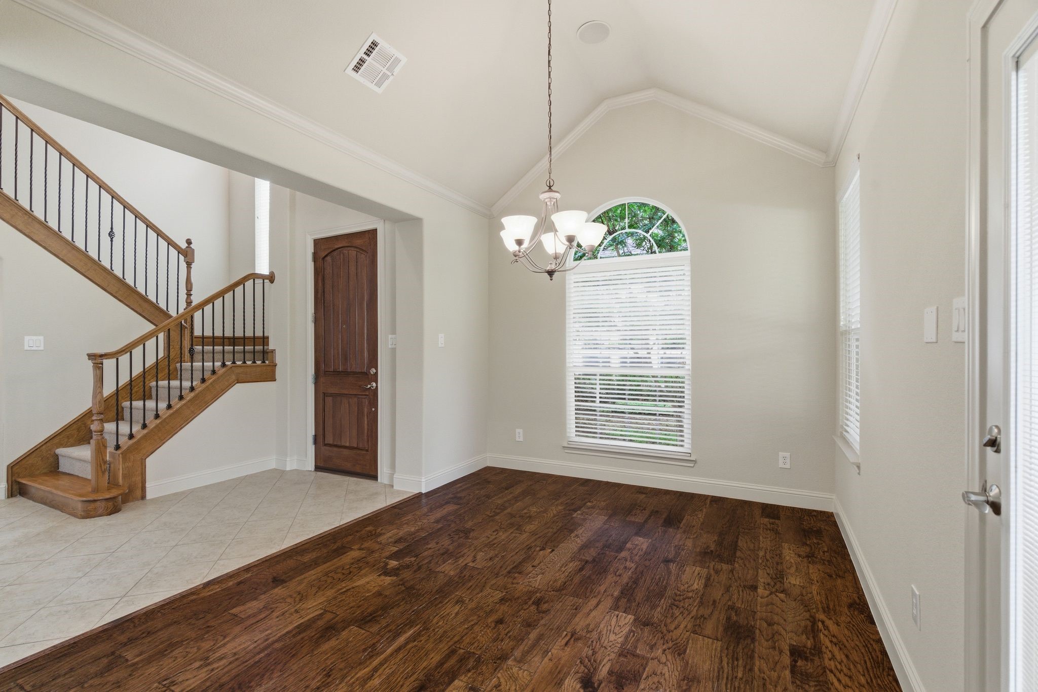 2627 Eagle Drive Grapevine TX 76051