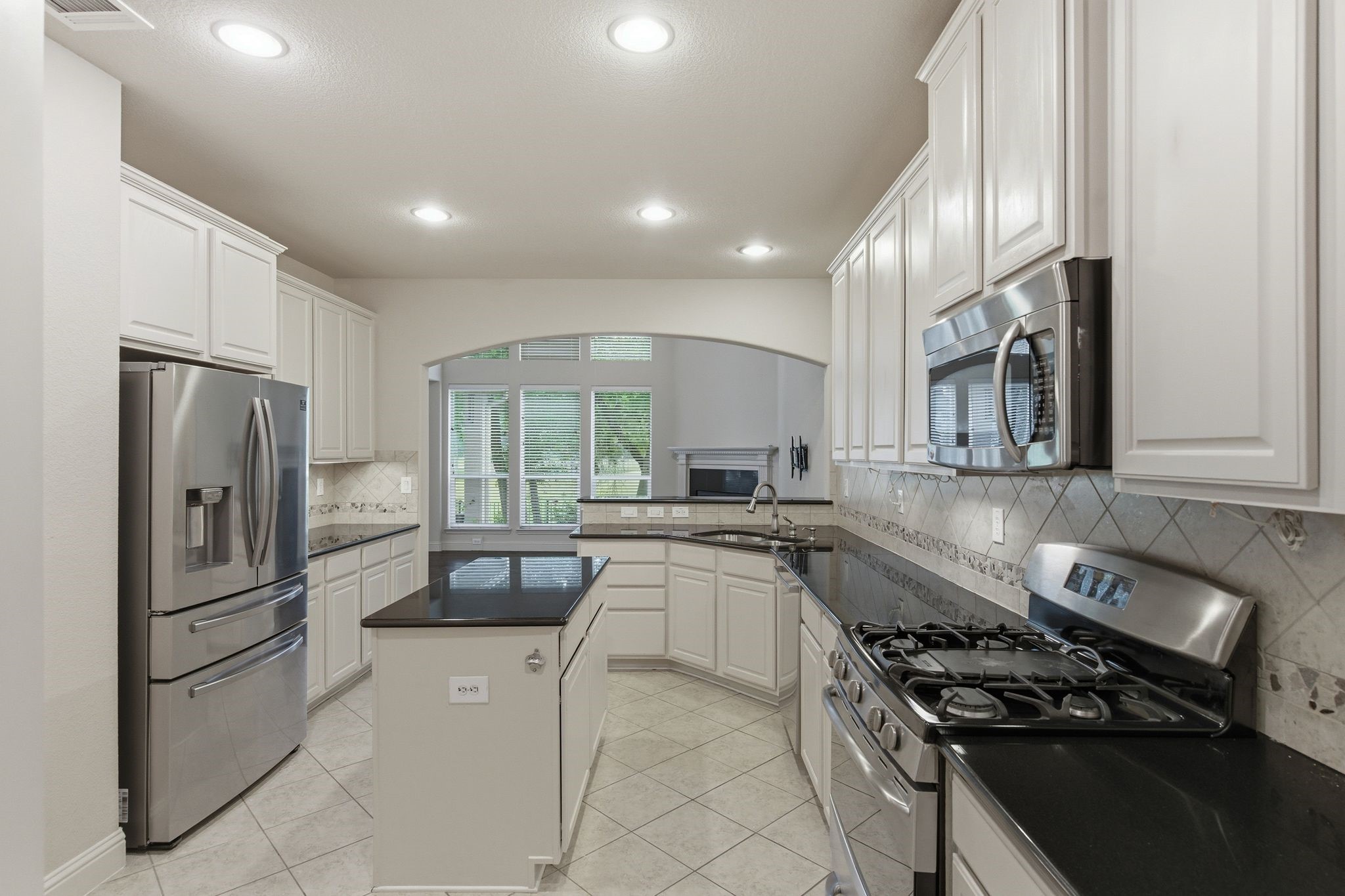 2627 Eagle Drive Grapevine TX 76051