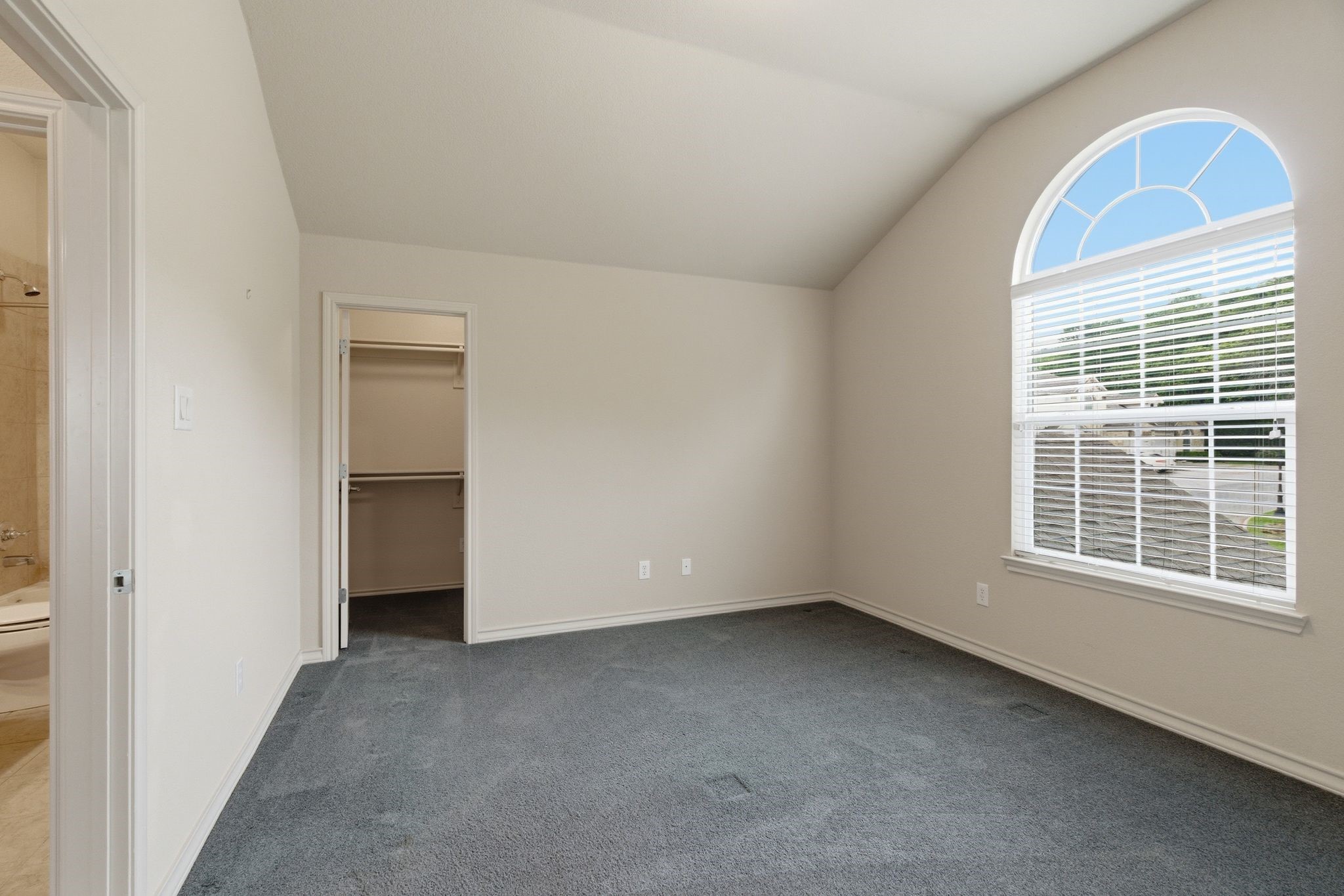 2627 Eagle Drive Grapevine TX 76051